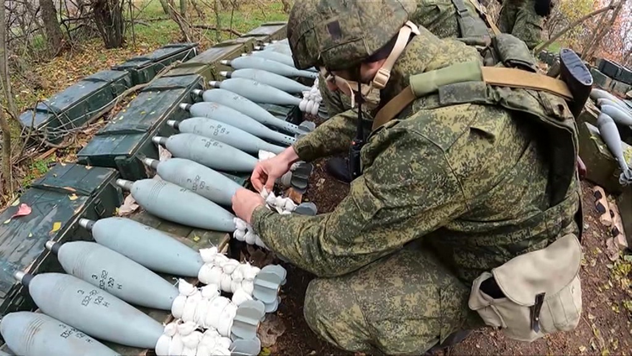 В южном секторе СВО мобилизованные учатся стрельбе из миномета
