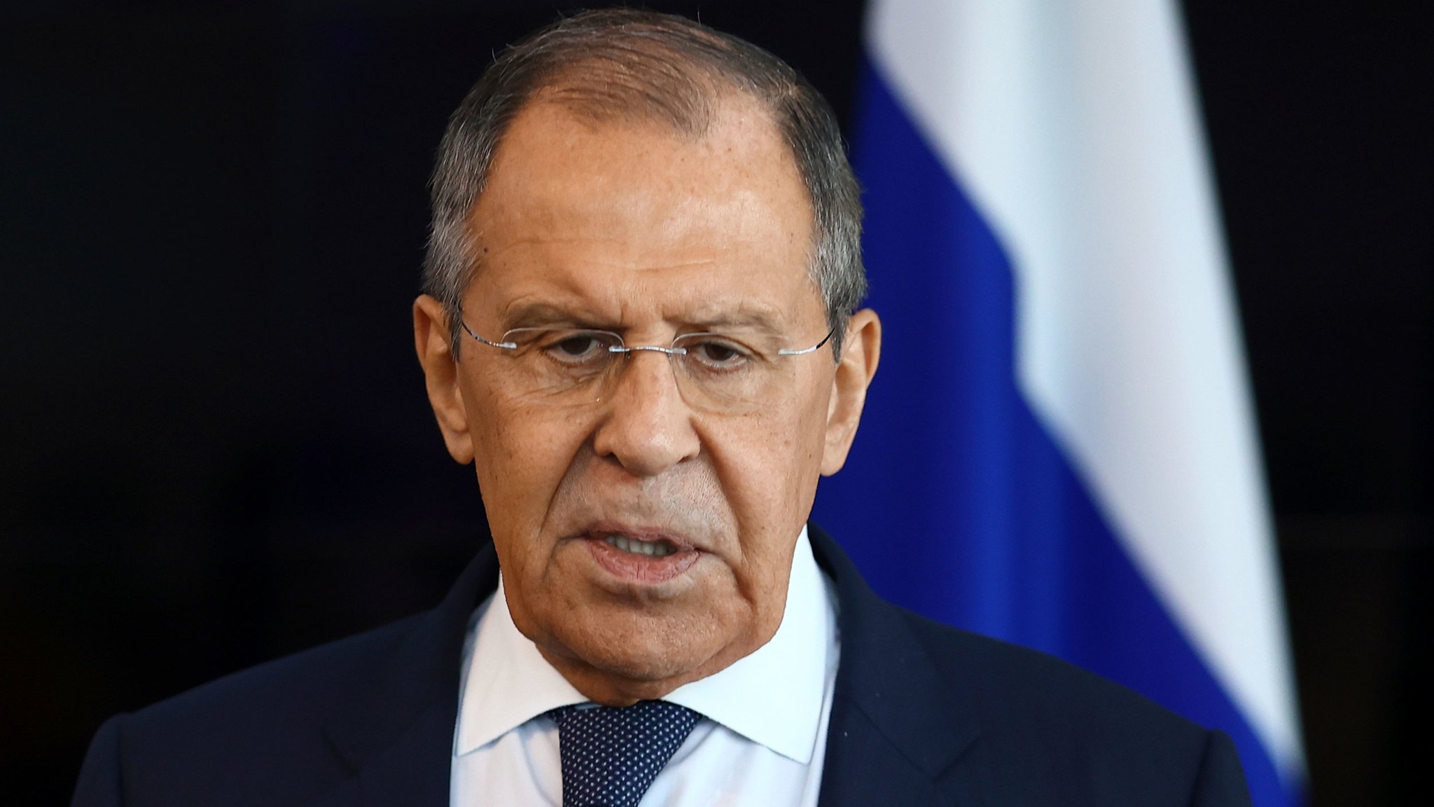 Лавров: курс Запада несет риск вооруженного столкновения ядерных держав