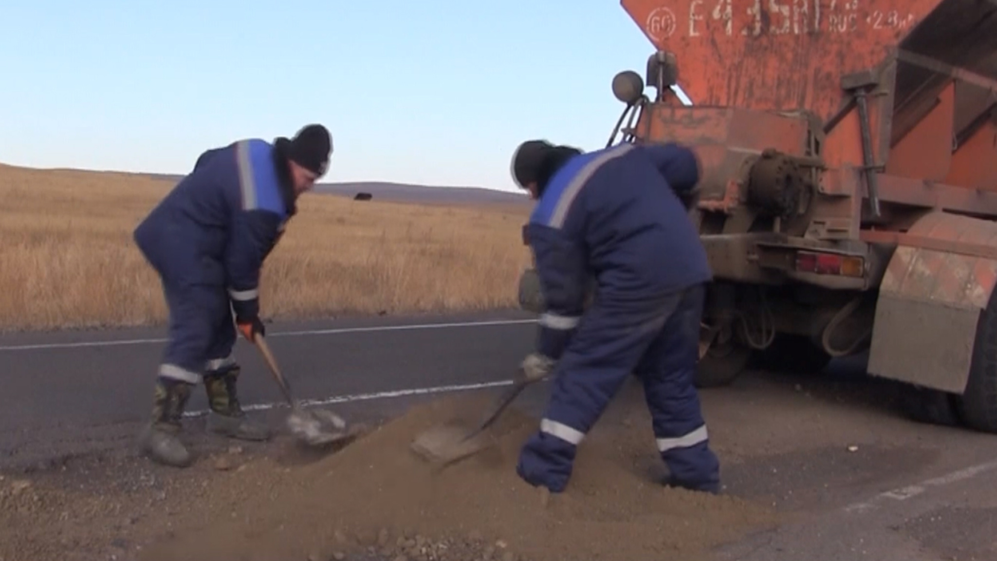 Прокуратура Забайкальского и Краснокаменского районов взяла на контроль состояние дороги "Мациевская-Забайкальск"