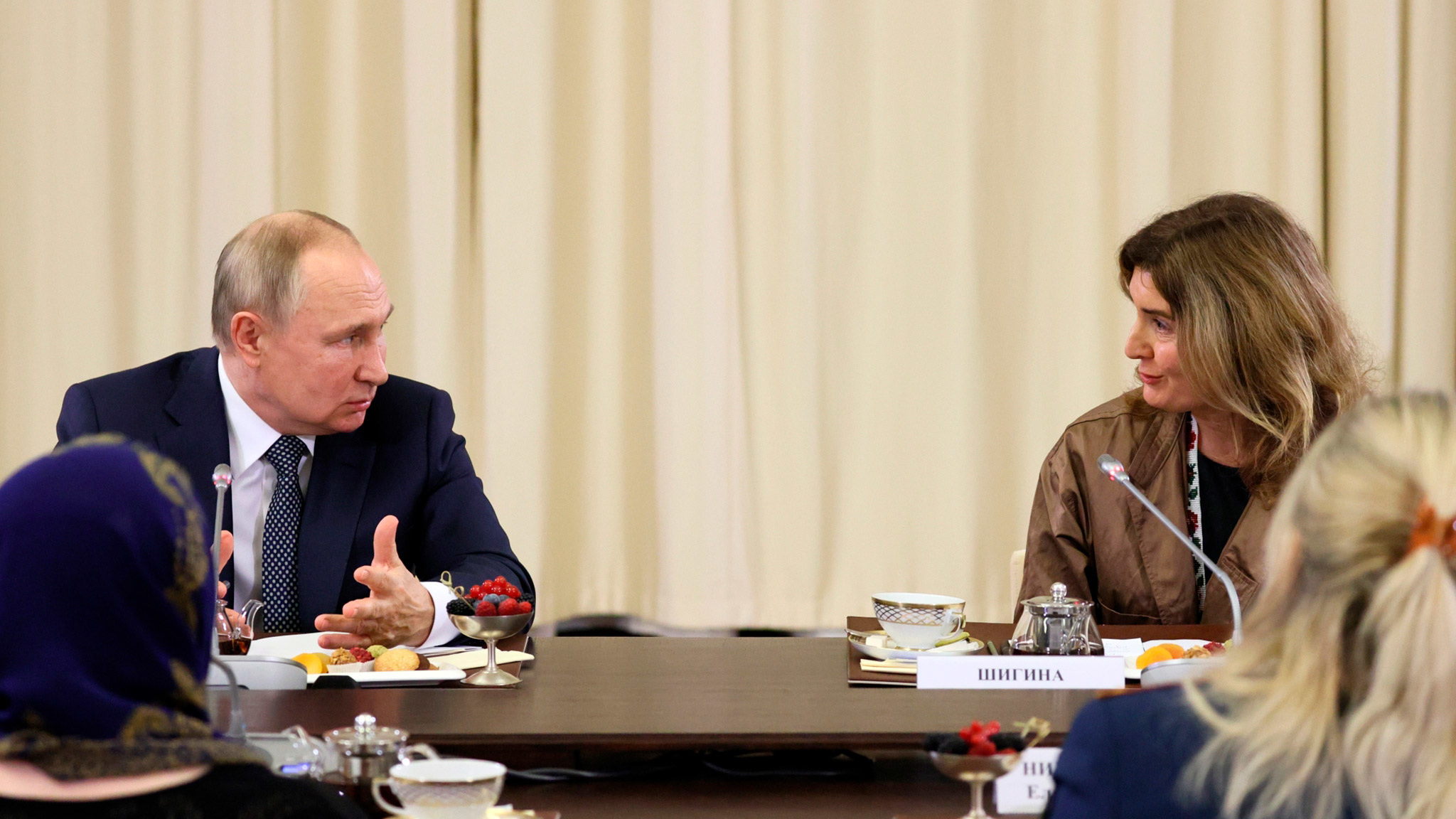 Матери рассказали президенту, о чем переживают и чем гордятся