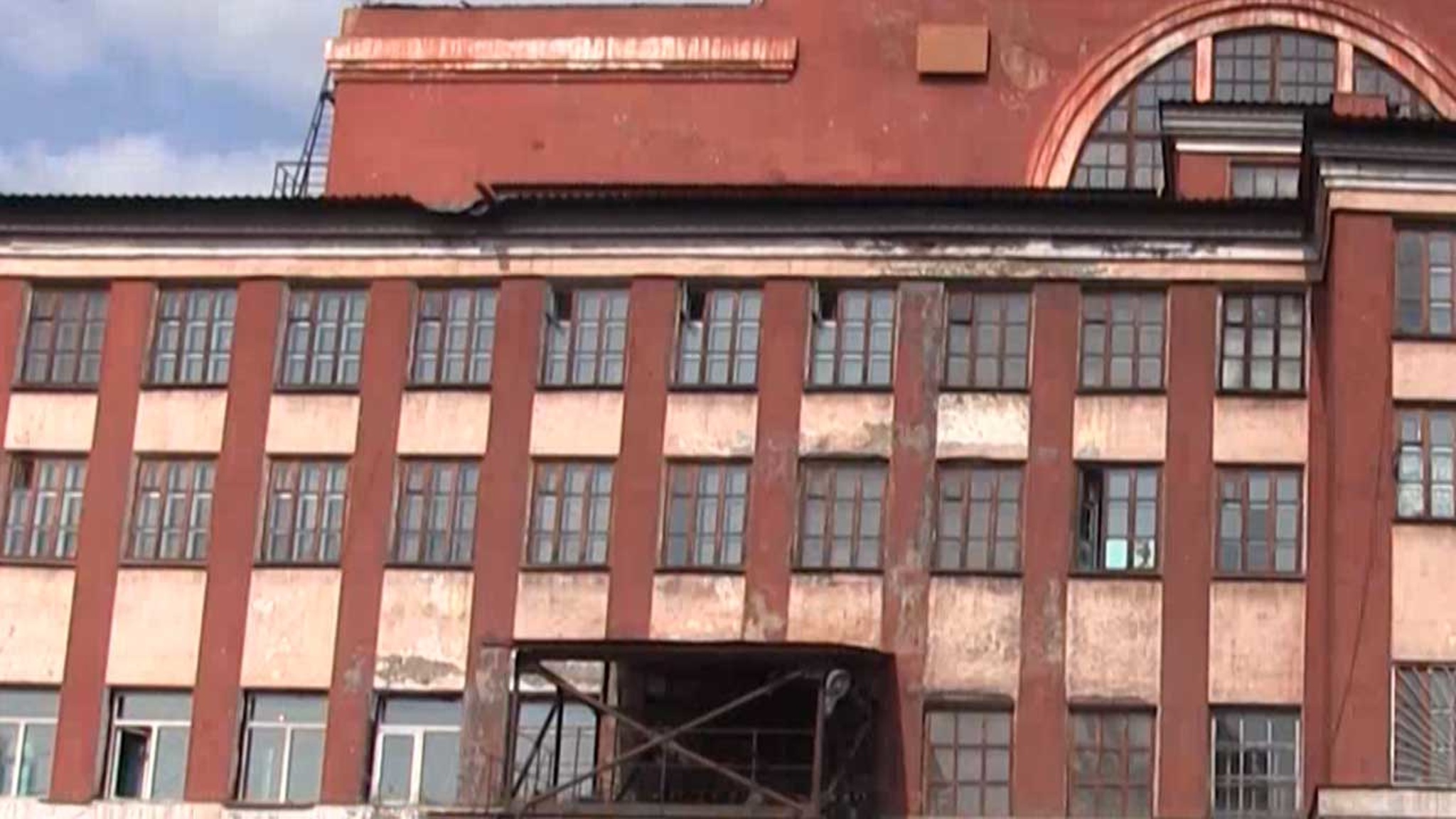 Последствия аварии на сетях теплоснабжения в городе Петровск-Забайкальский устраняются
