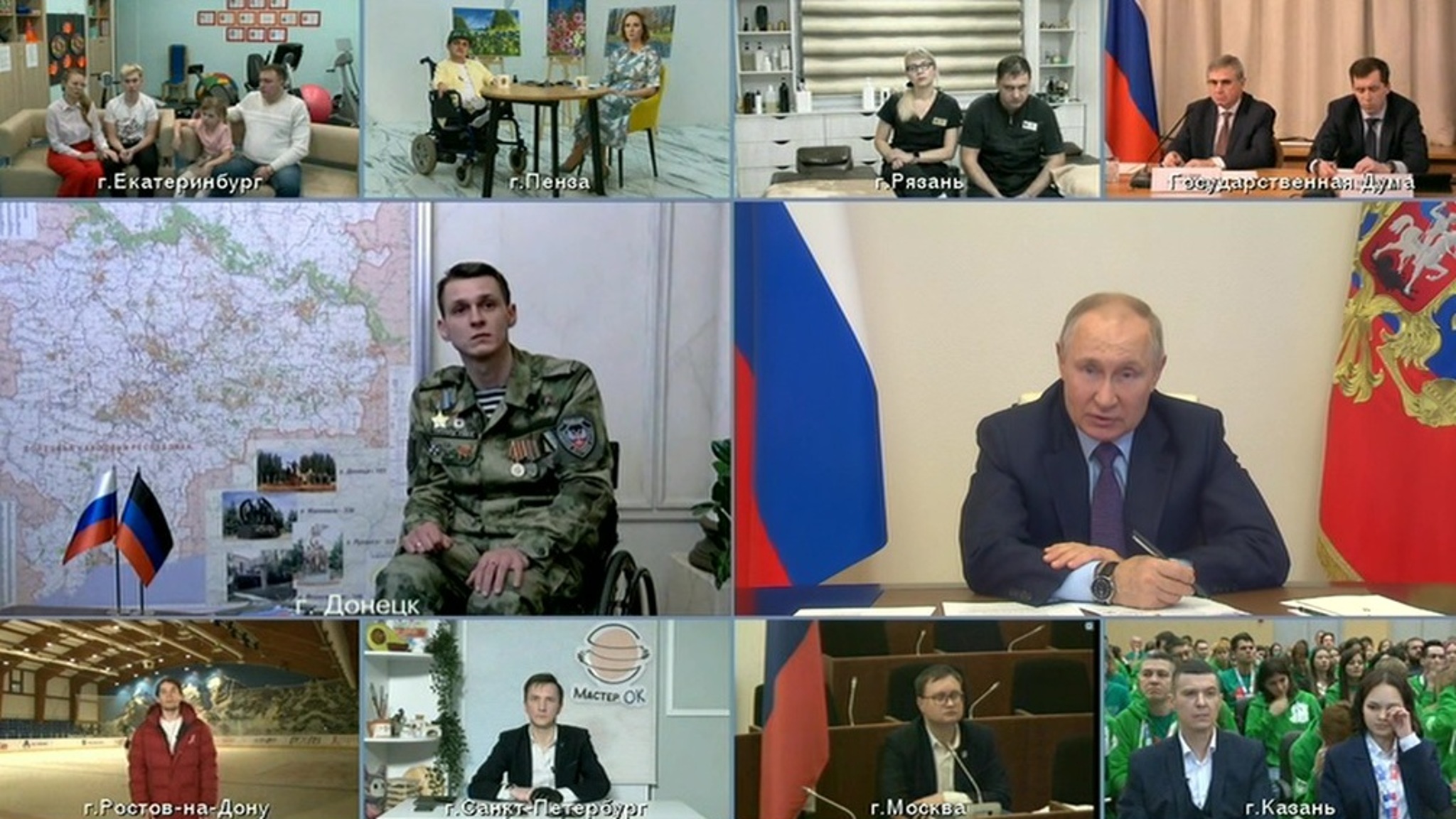 Президент России восхитился теми, кто рискует здоровьем, ради жизни других