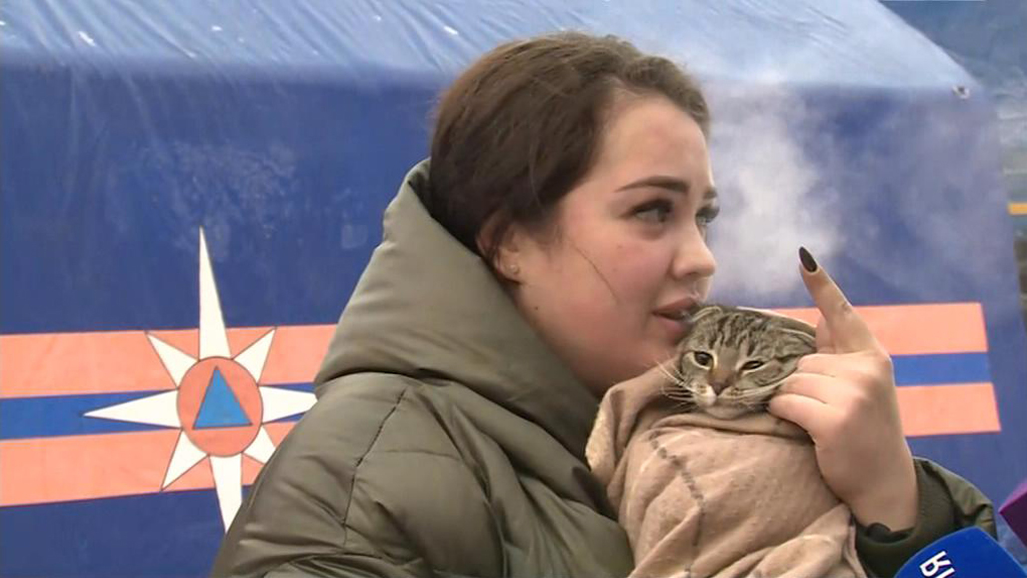 Жительница нижневартовской пятиэтажки рассказала о соседе с баллоном