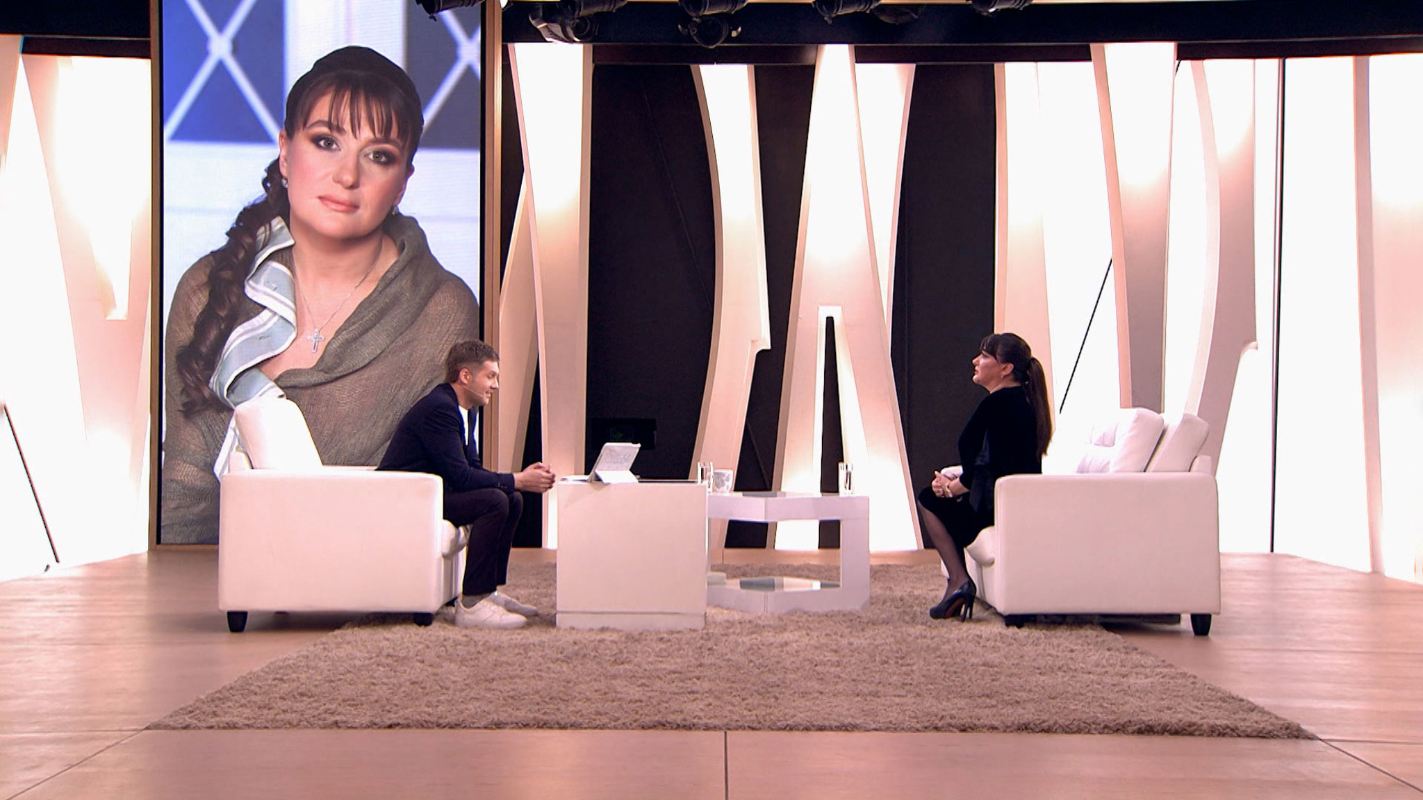 "И на коляске можно жить". Анастасия Мельникова о страшной болезни