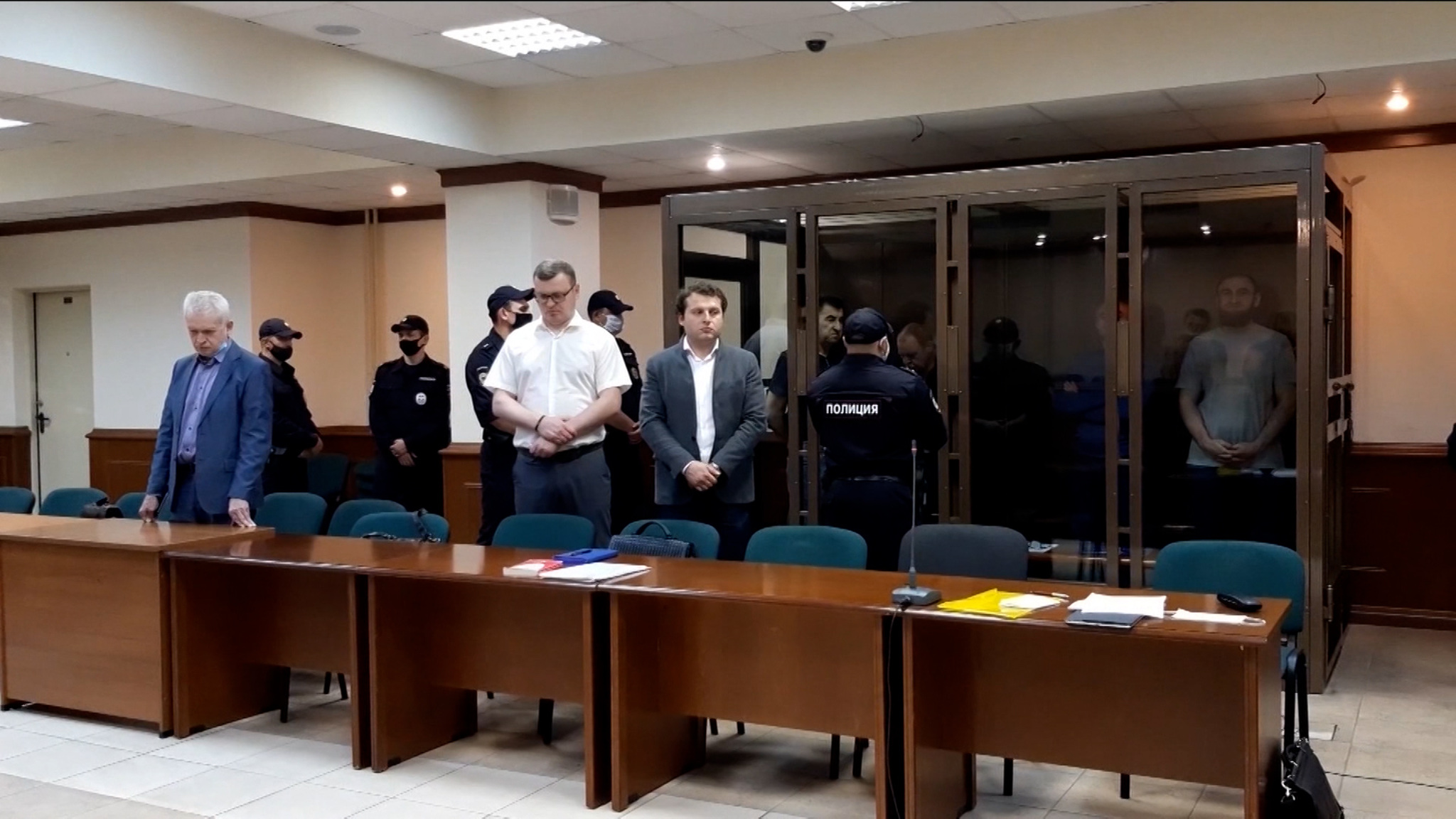 Клановый подряд готовится к переезду в колонию