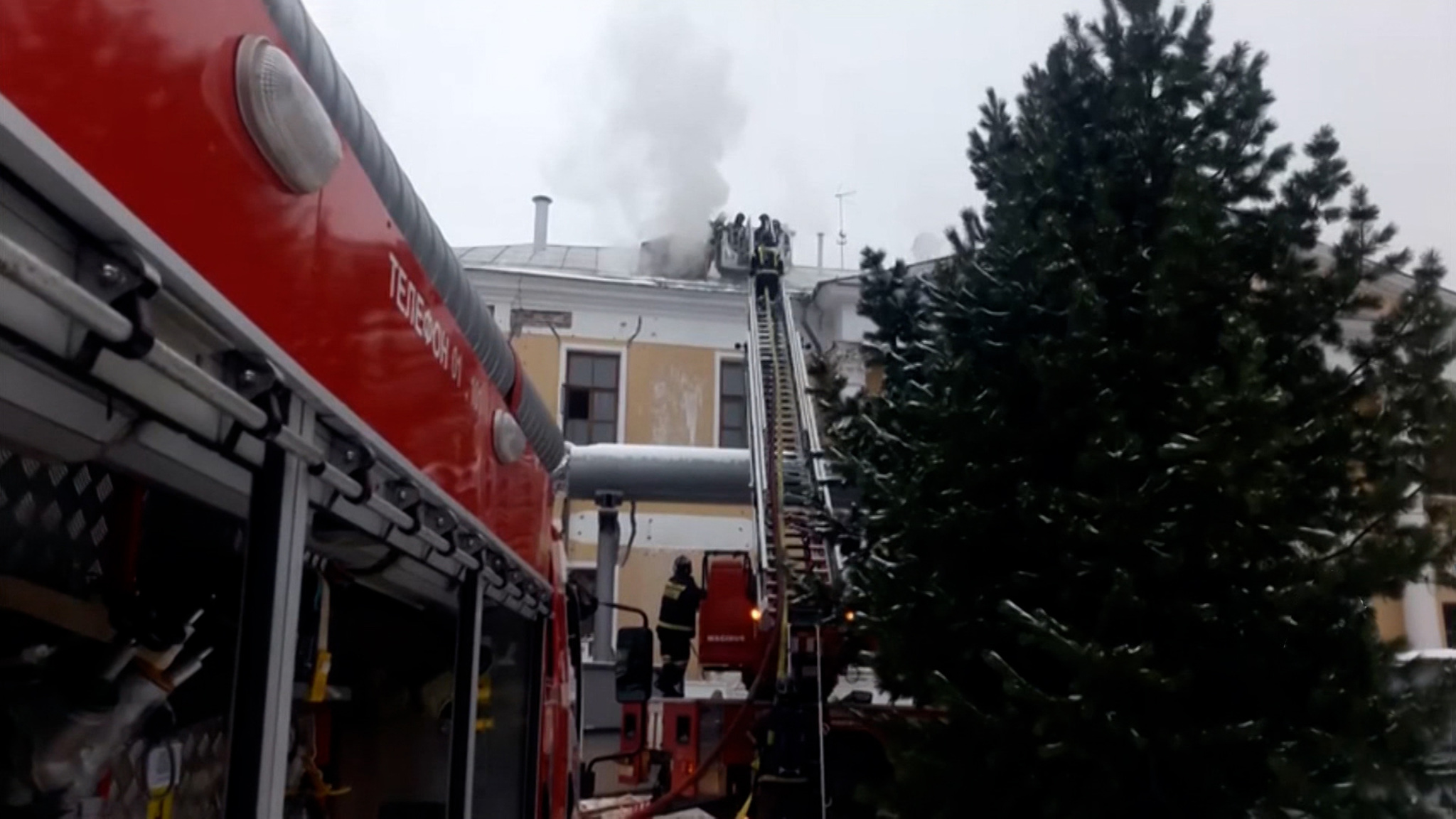 В связи с пожаром в усадьбе Лопухиных возбудили дело