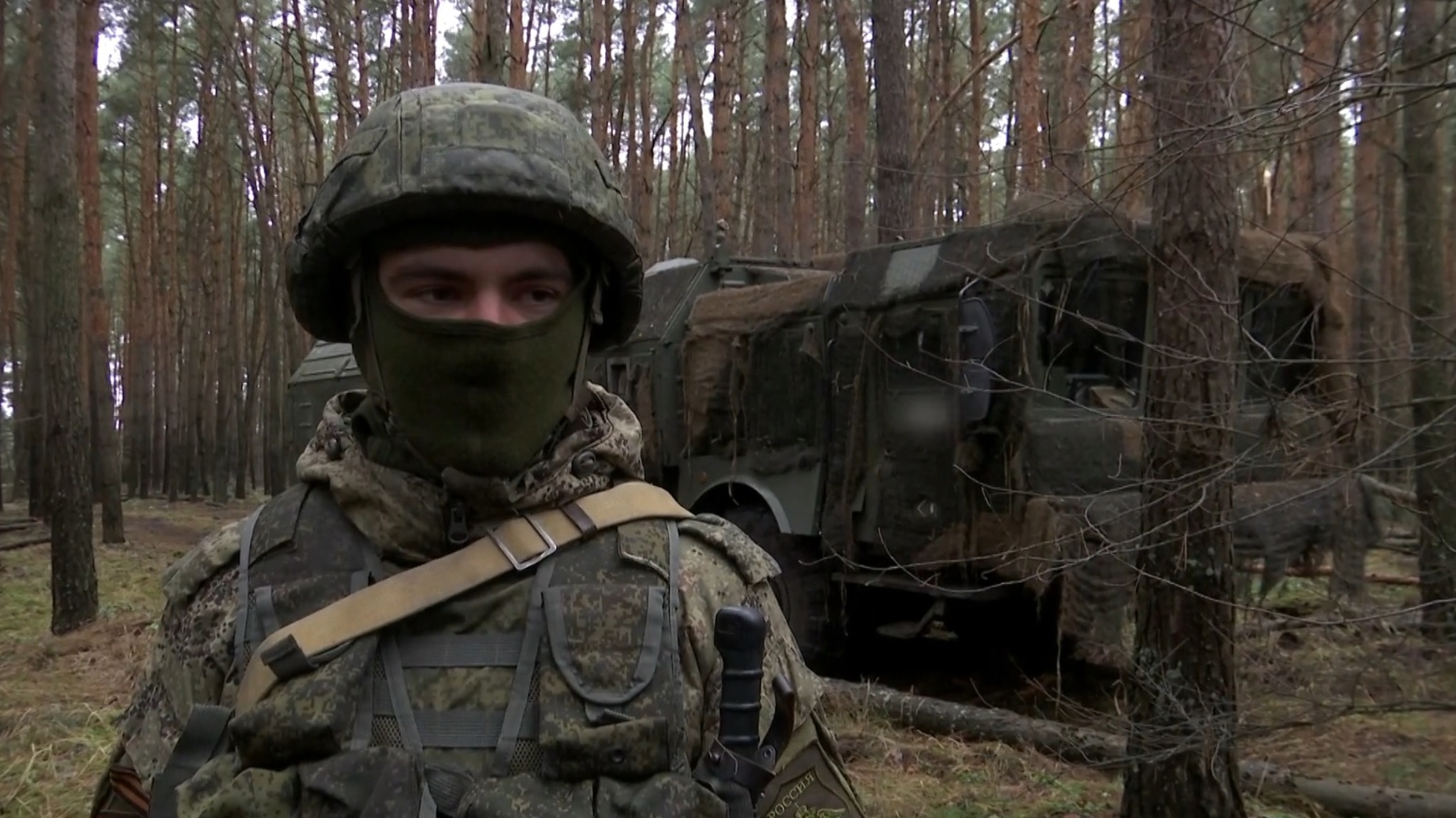 Ракетчики нанесли удары по украинским военным объектам