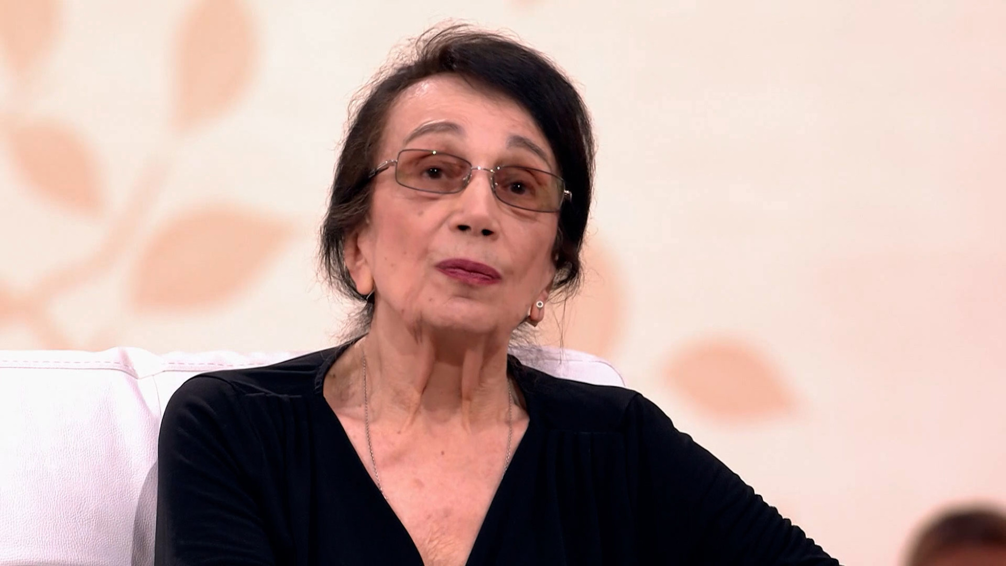 "Очень страдал, что ему загубили дочку". Вдова Баталова о нем и семейной беде