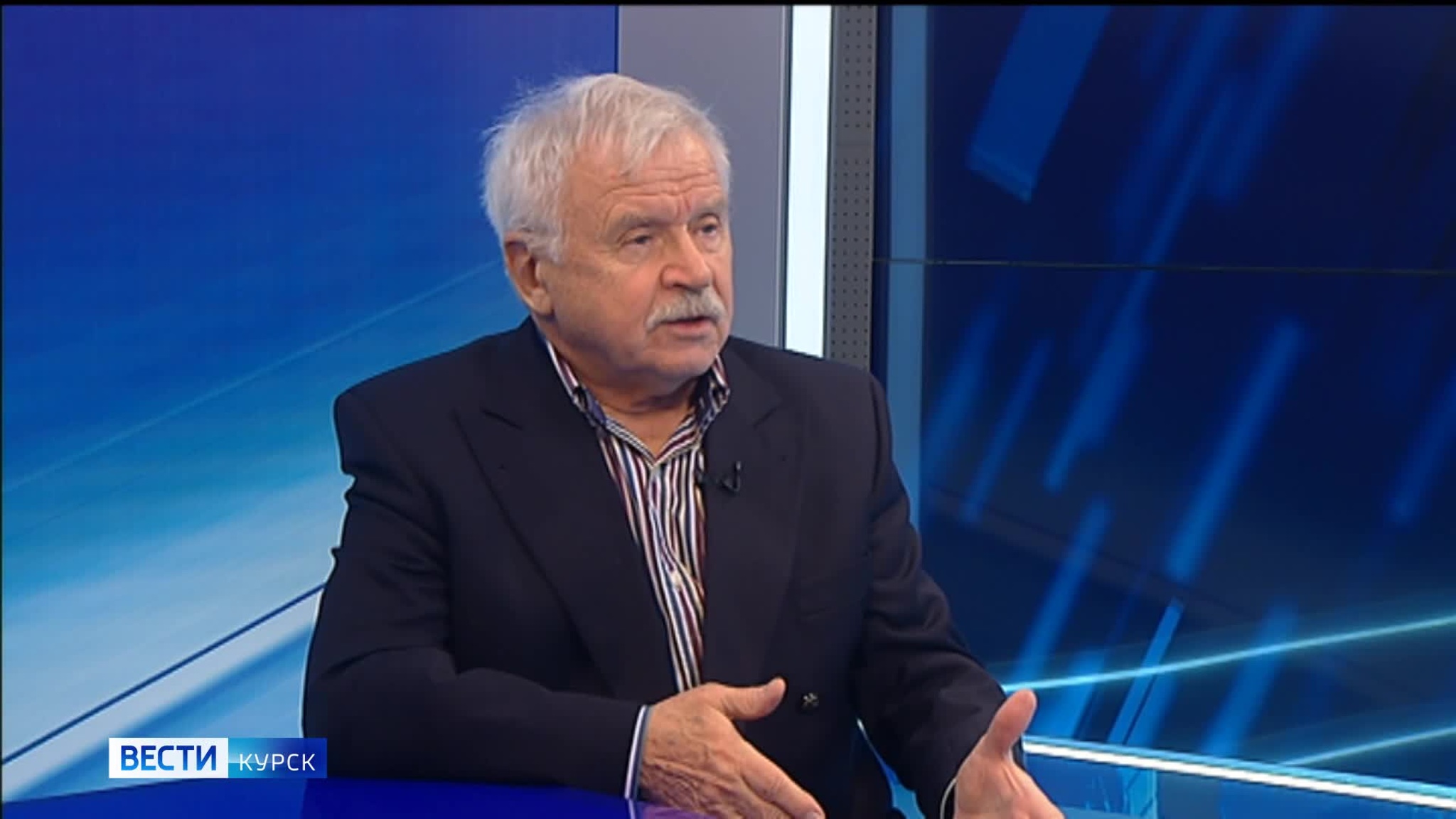 Сергей Никоненко: "Я пишу от руки..."