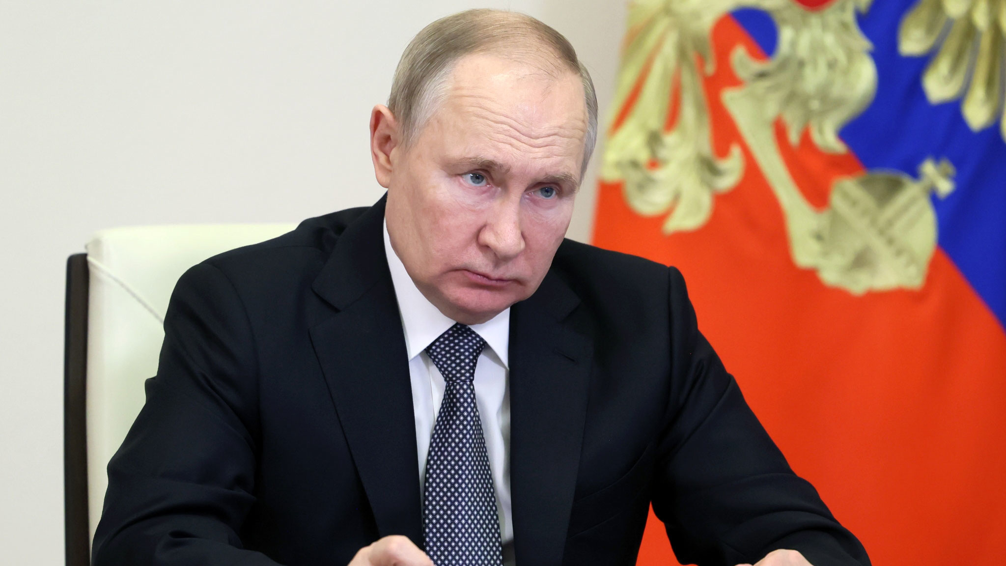 Путин поставил правительству амбициозные задачи