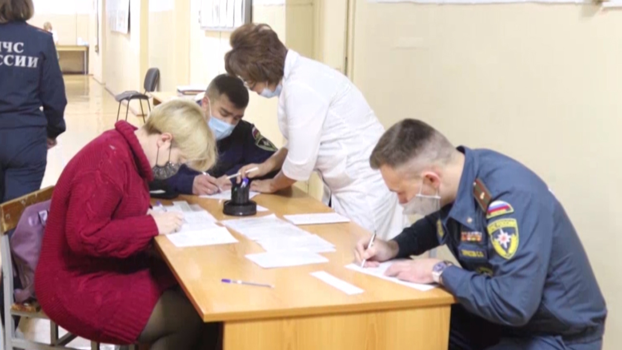 Забайкальские спасатели сдали кровь для участников спецоперации