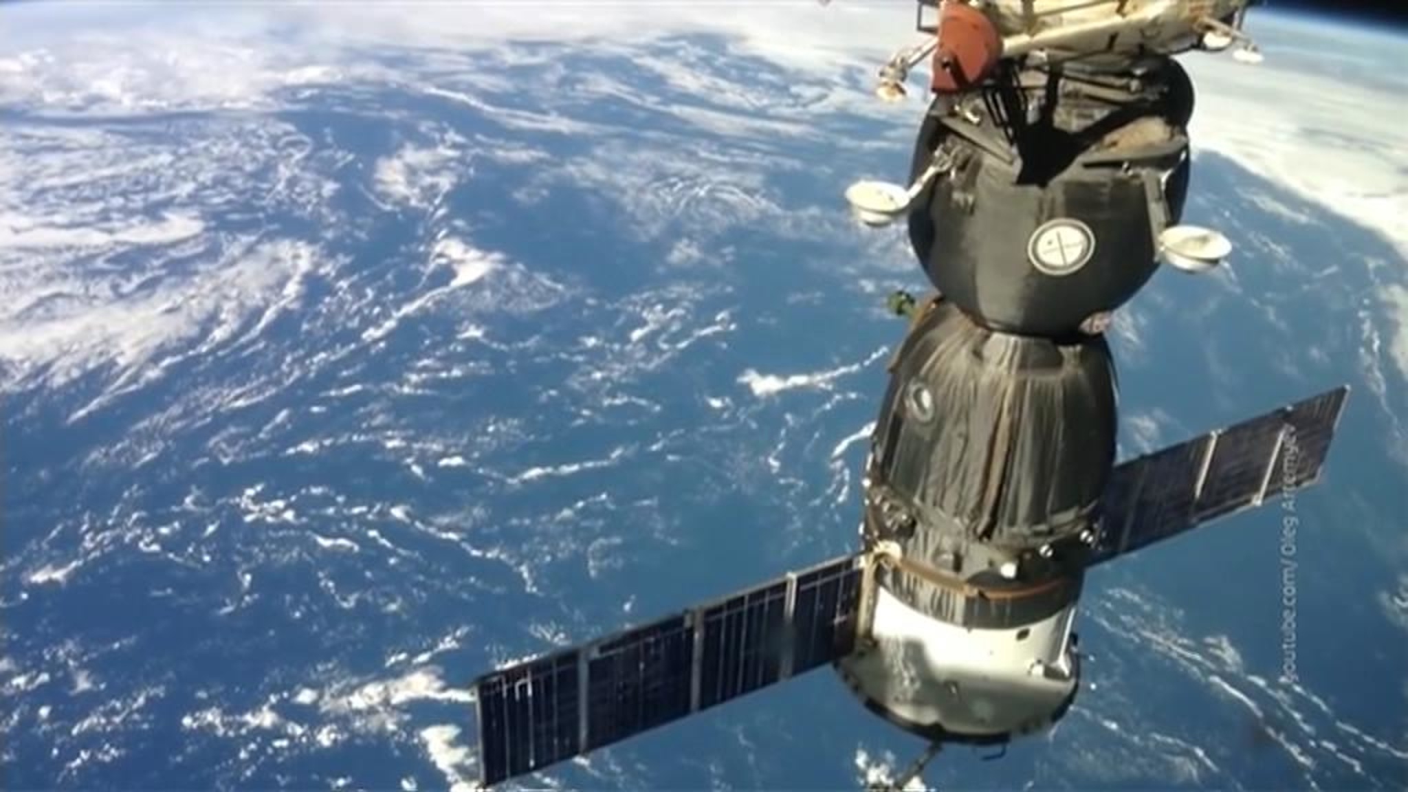 "Не очень приятная" ситуация произошла в приборном отсеке "Союза МС-22"