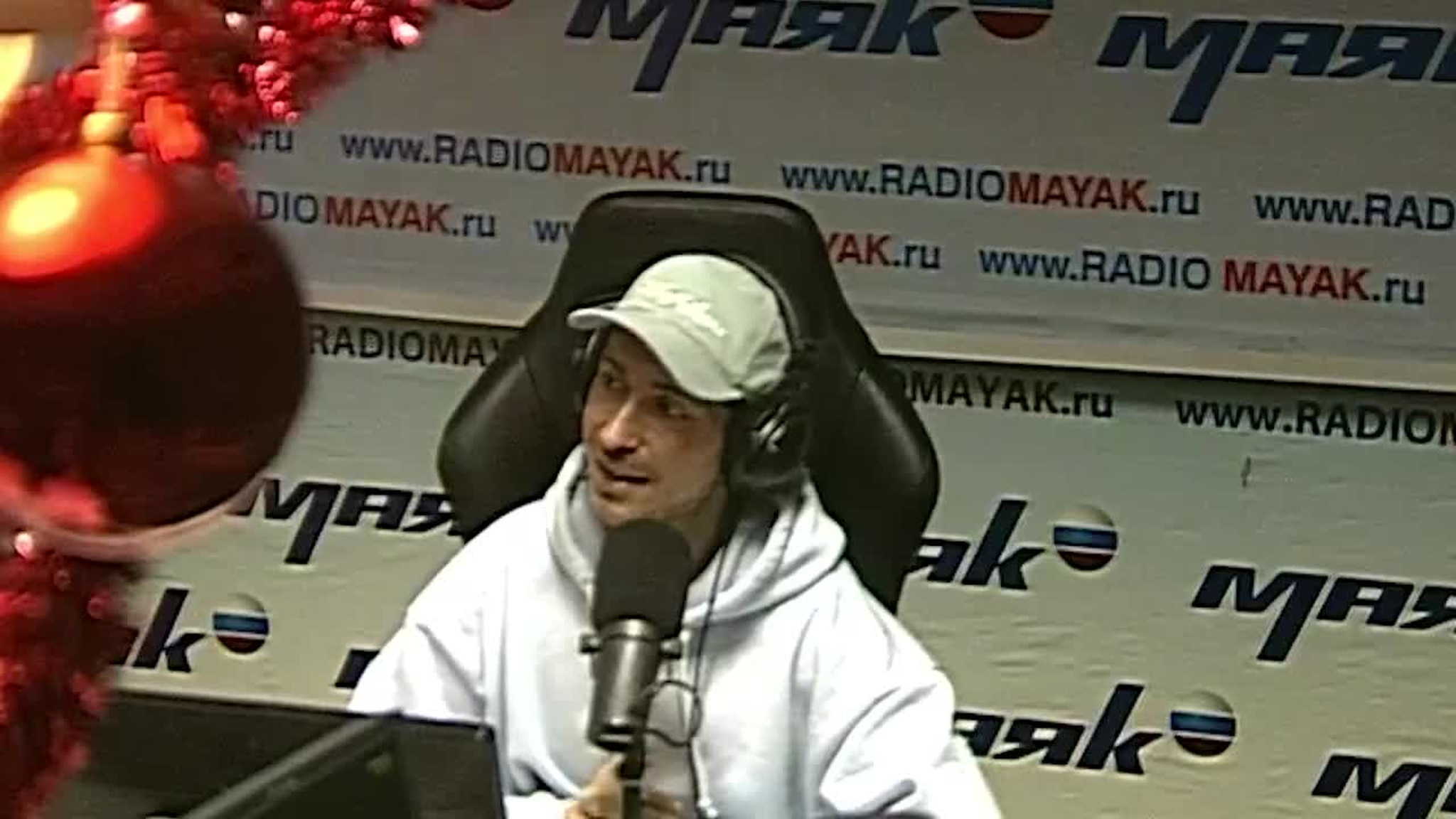 Праздник к нам приходит: новогодний гардероб