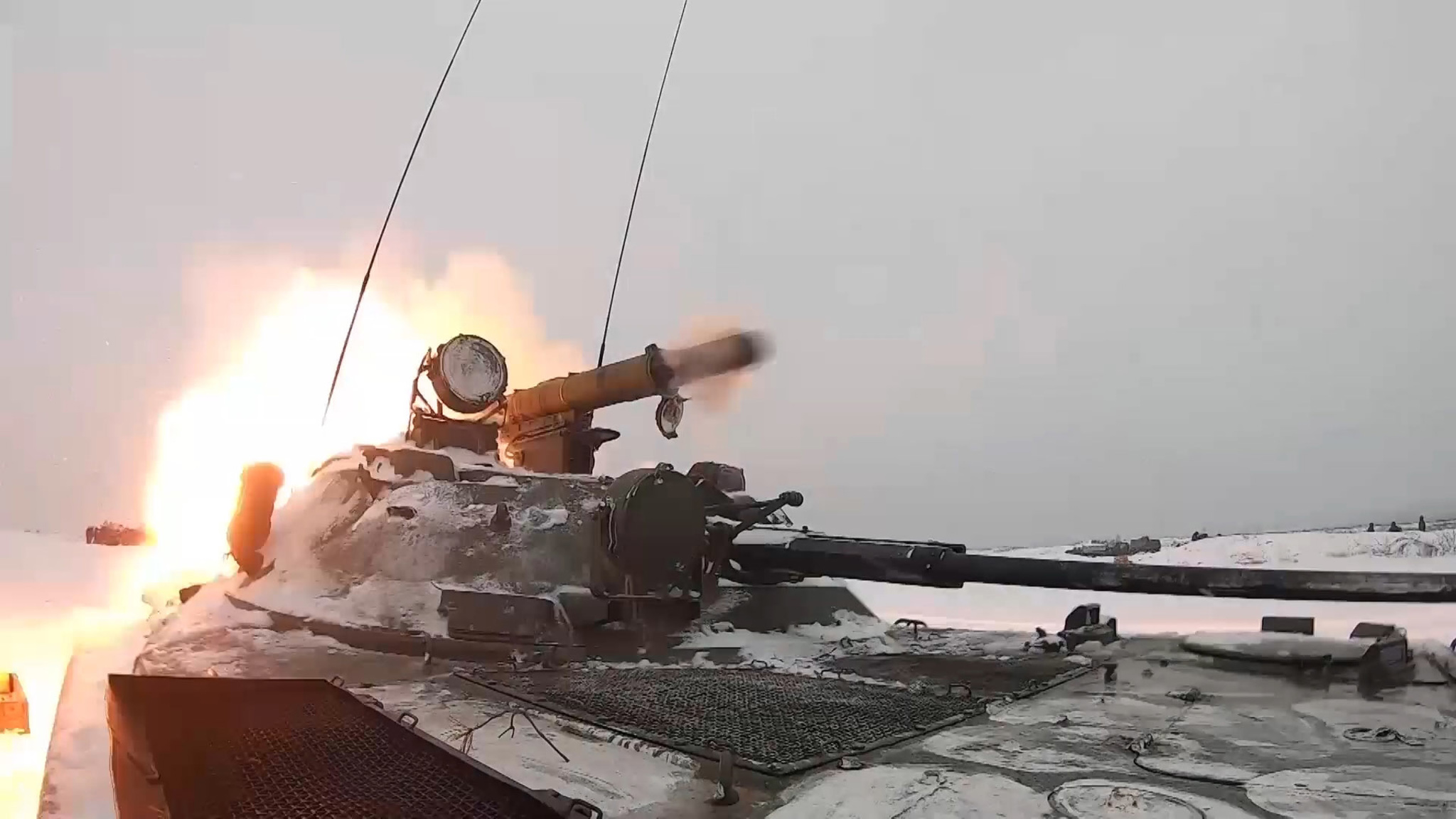 Военнослужащие России и Белоруссии проводят боевые учения