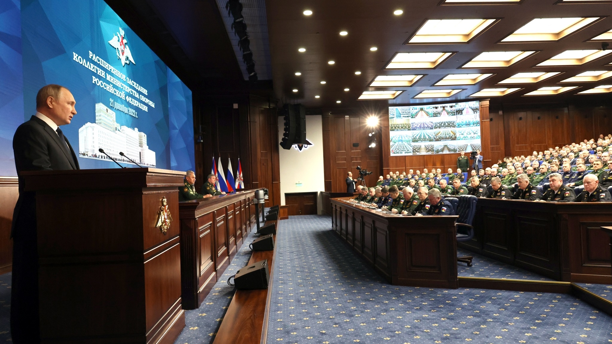 Армия будет меняться с учетом усиления НАТО у наших границ