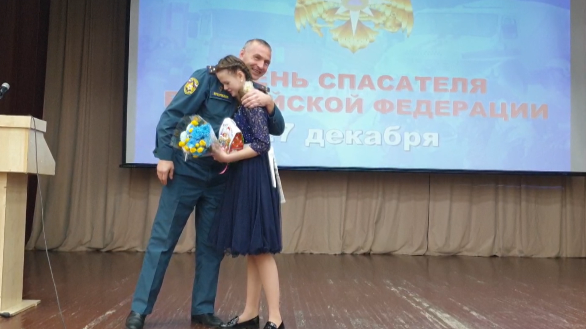 Сотрудники МСЧ в Иркутске исполнили мечту 13-летней Алины