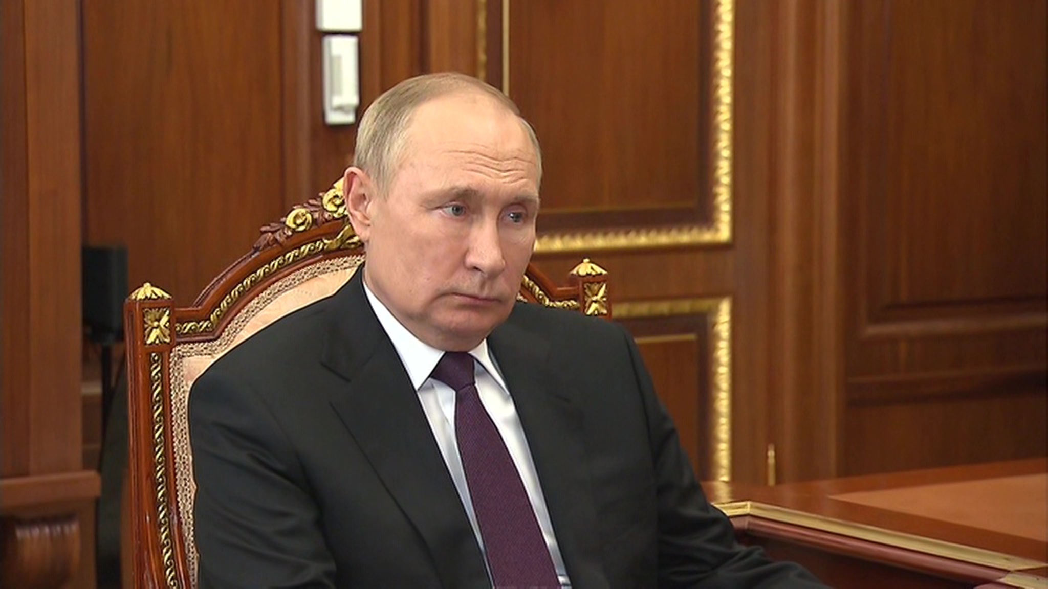 Путин обсудил с главой ФАС инфляцию и контроль за ростом цен