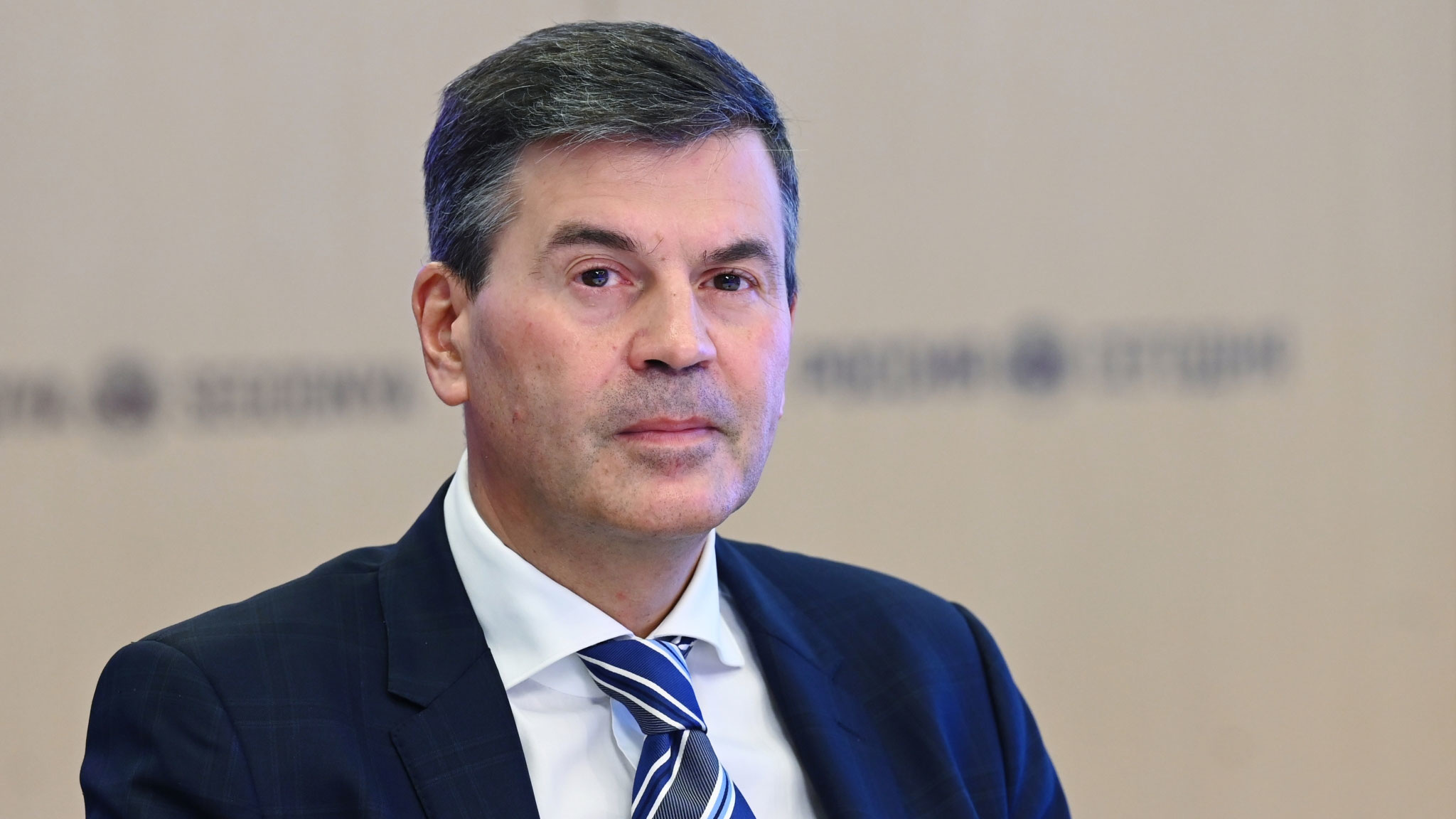Комиссаров: России нужны грамотные управленческие кадры