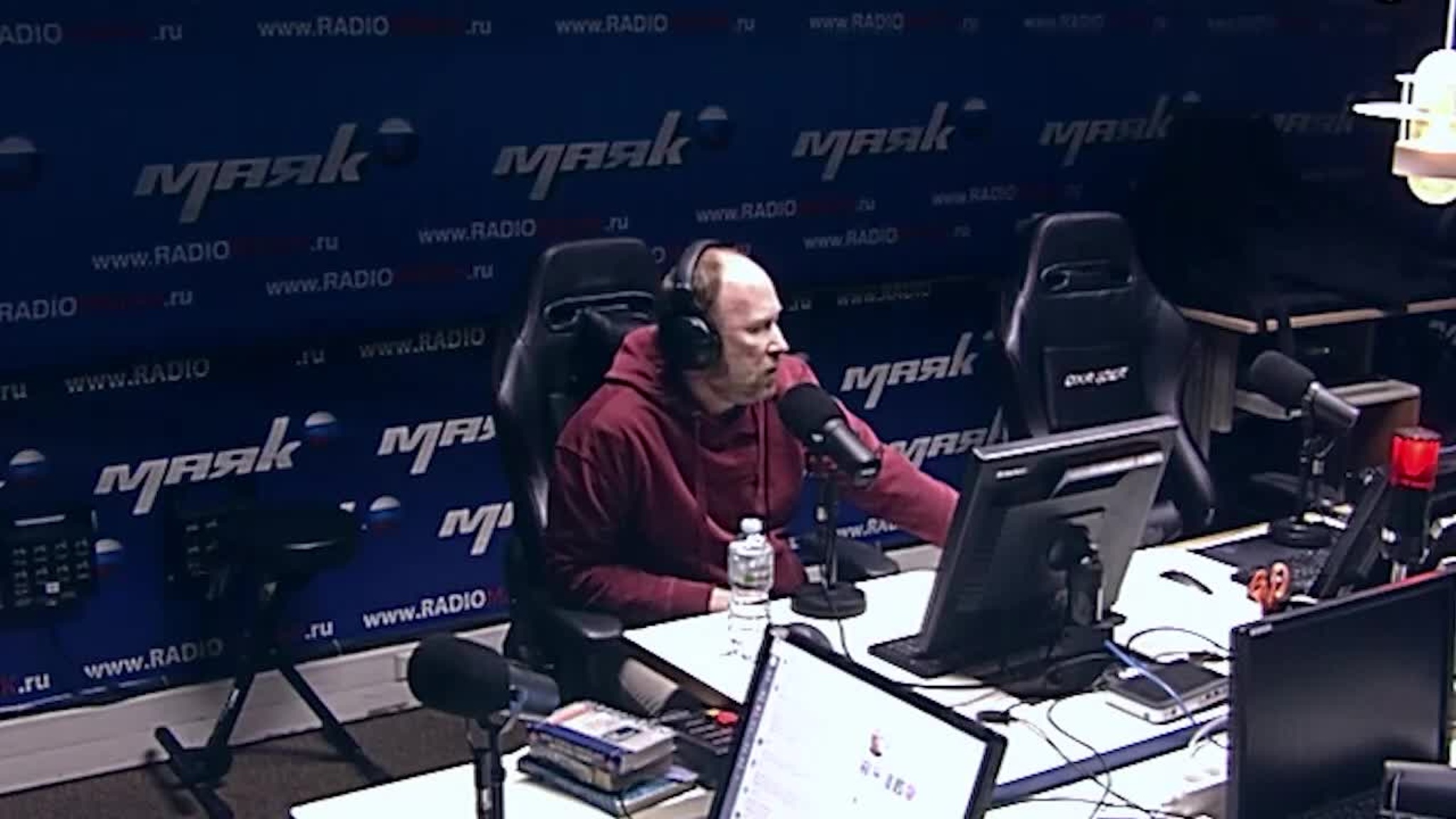 Геммолог
