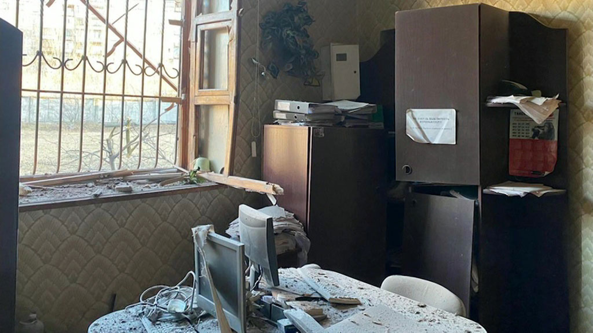 В Донецке ранения получили женщина и маленький ребенок