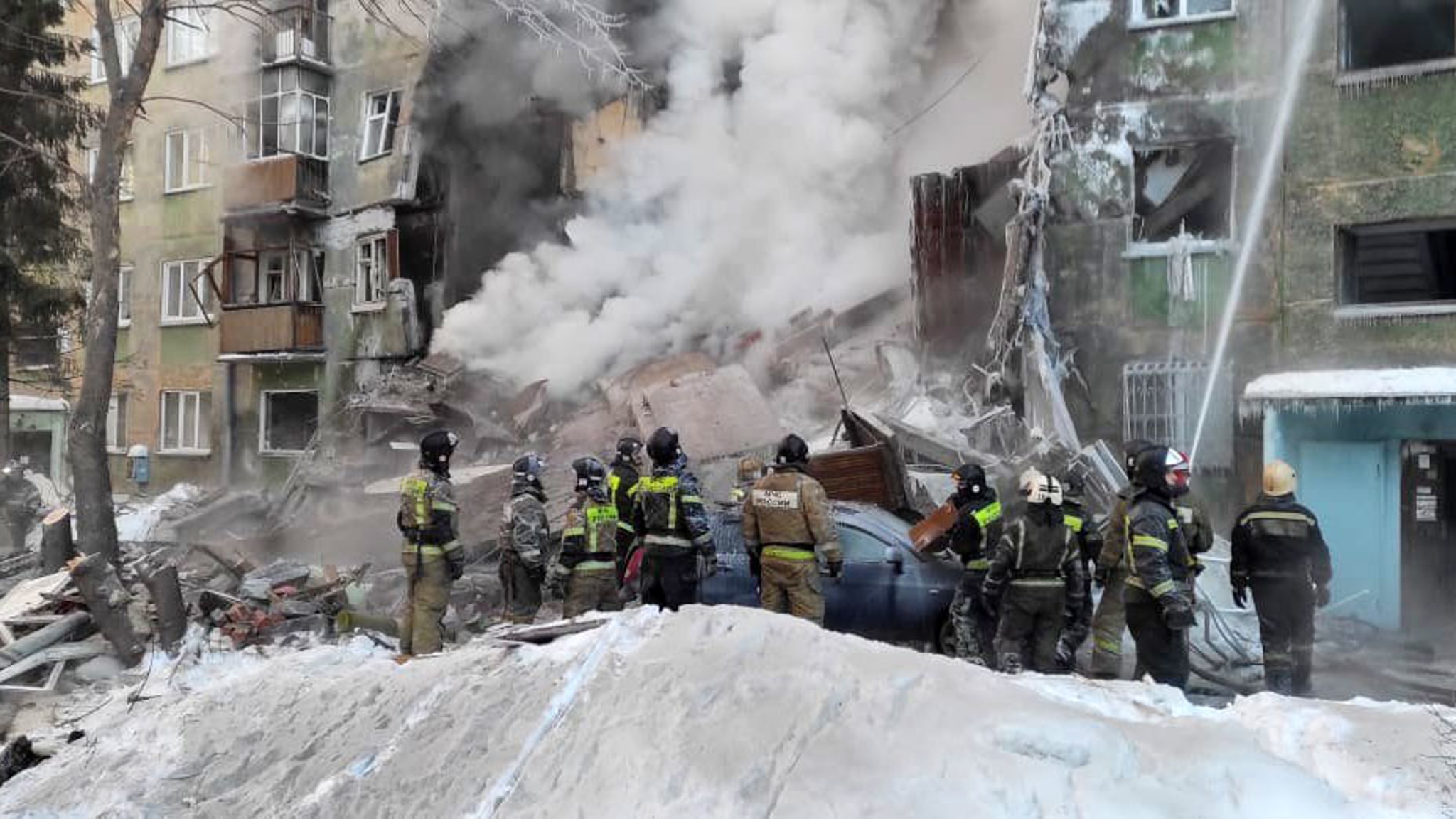 У одной из пострадавших при взрыве в Новосибирске сломан позвоночник