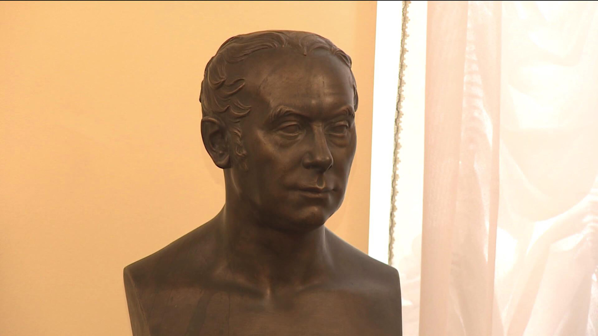 Выставка к 240-летию со дня рождения Жуковского проходит в Петербурге