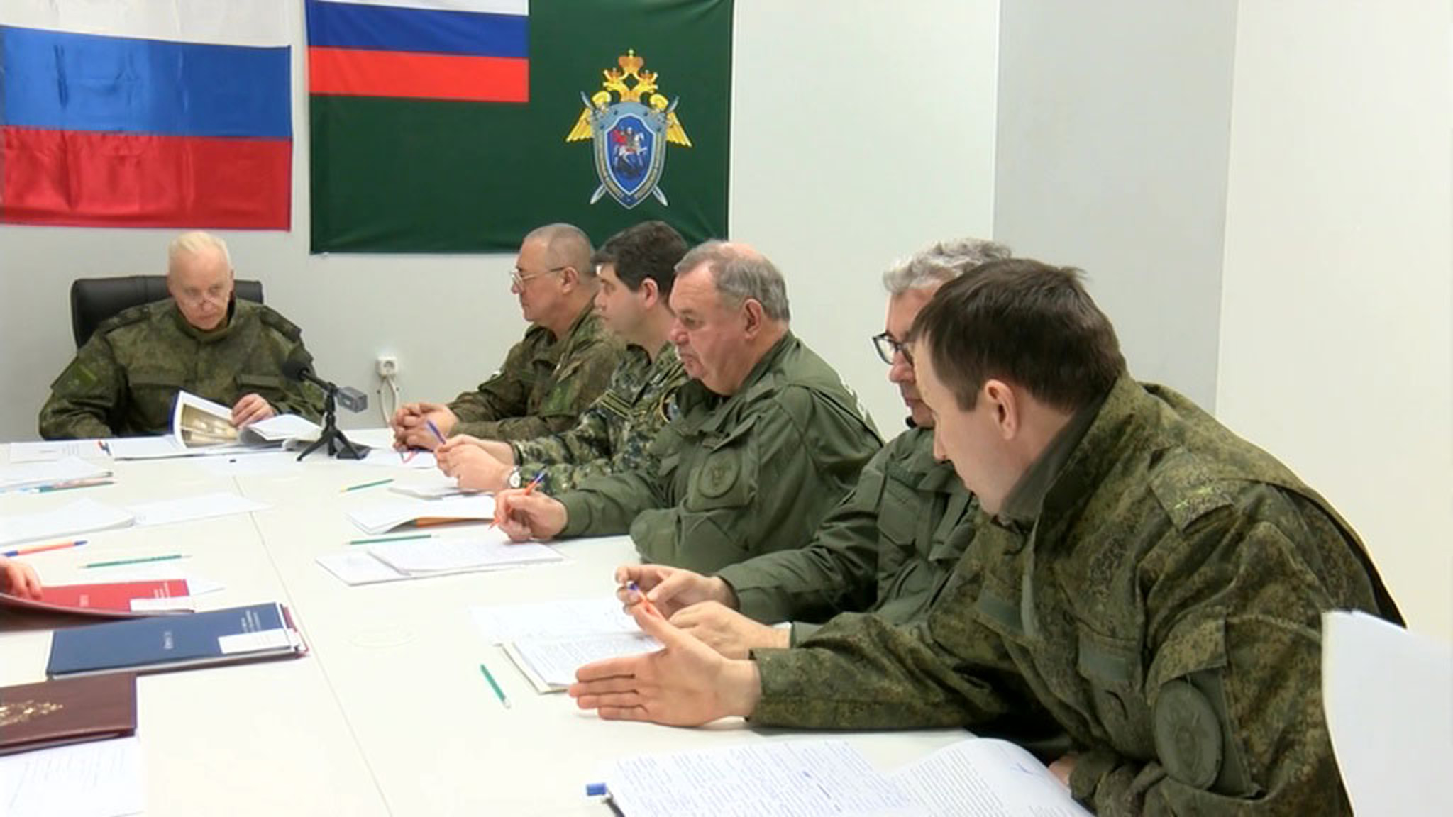 СК заочно обвинил экс-руководителей Минобороны Украины в гибели жителей Донбасса