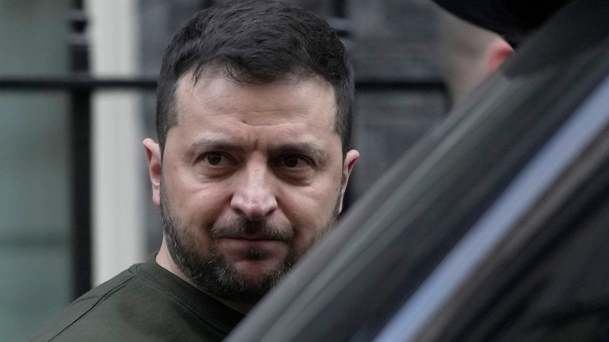 Зеленский укрепляет боевой дух памятью о нацизме