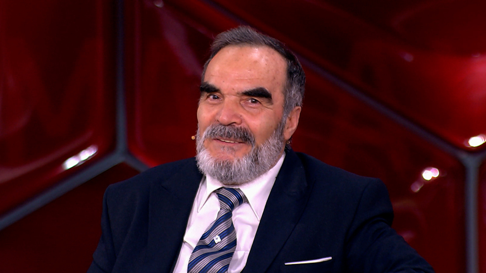 "Хочу всех успокоить". Математик-пророк рассказал об "атомном" 2023 годе