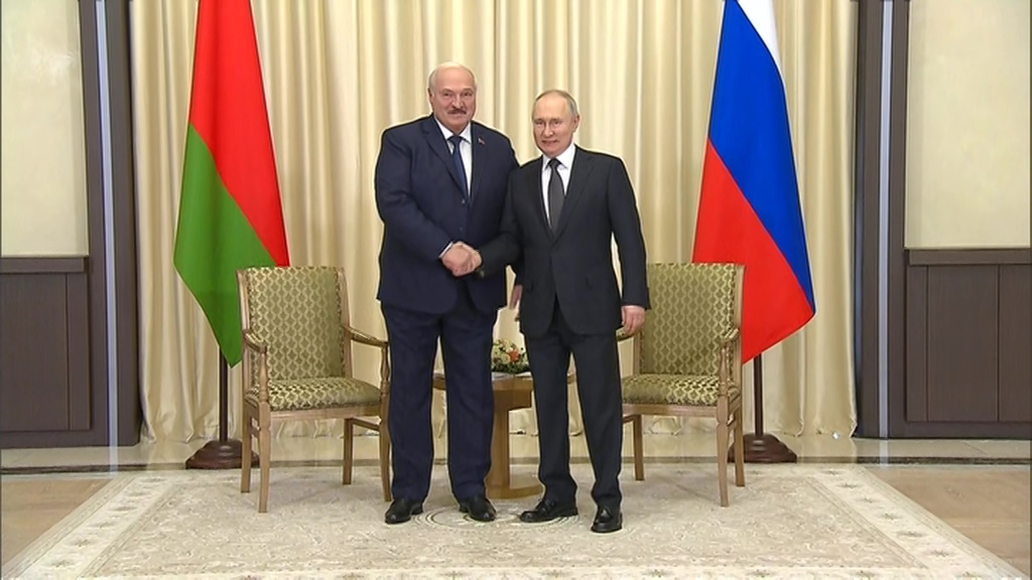 Путин разделяет позицию Лукашенко