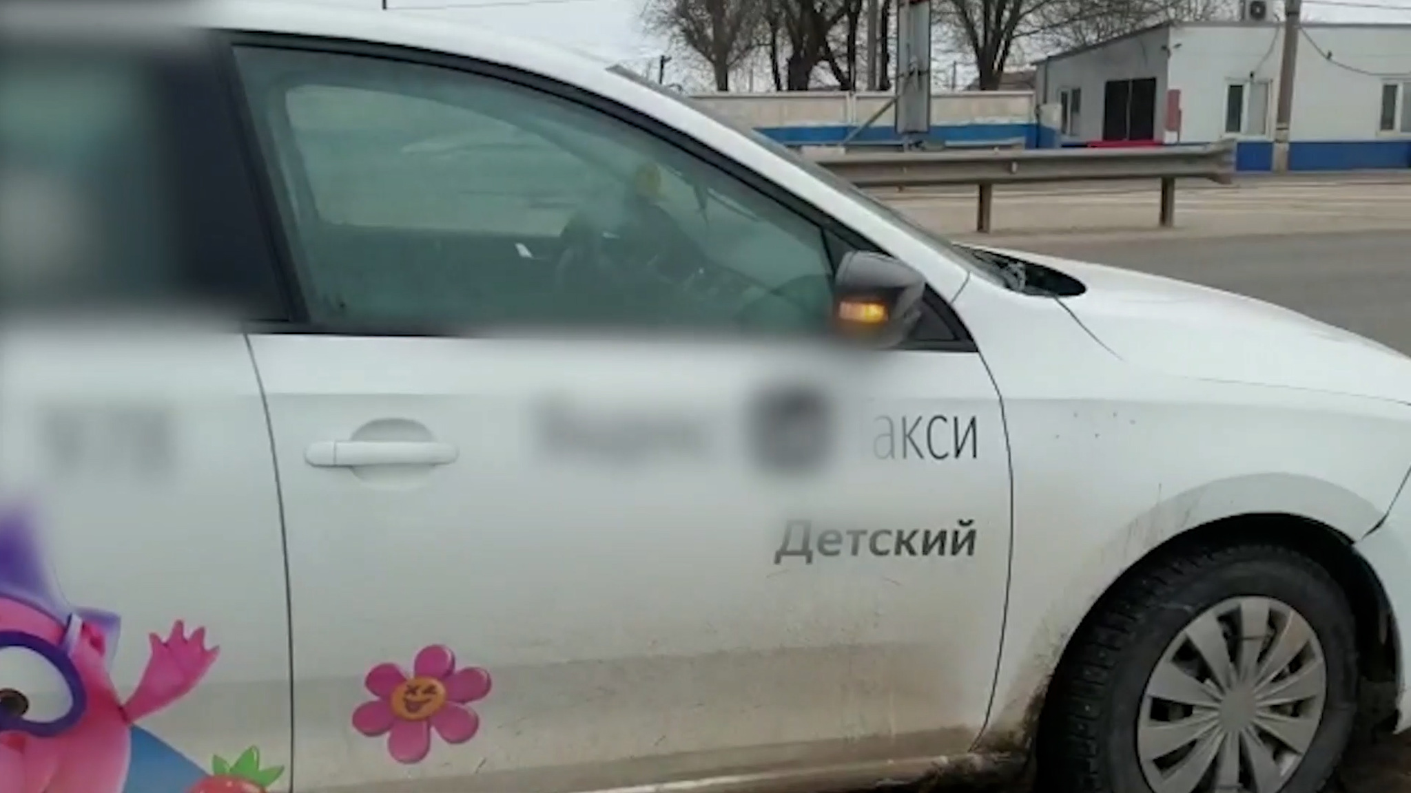 В Волгоградской области пассажир такси с наркотиками выдал себя странным поведением