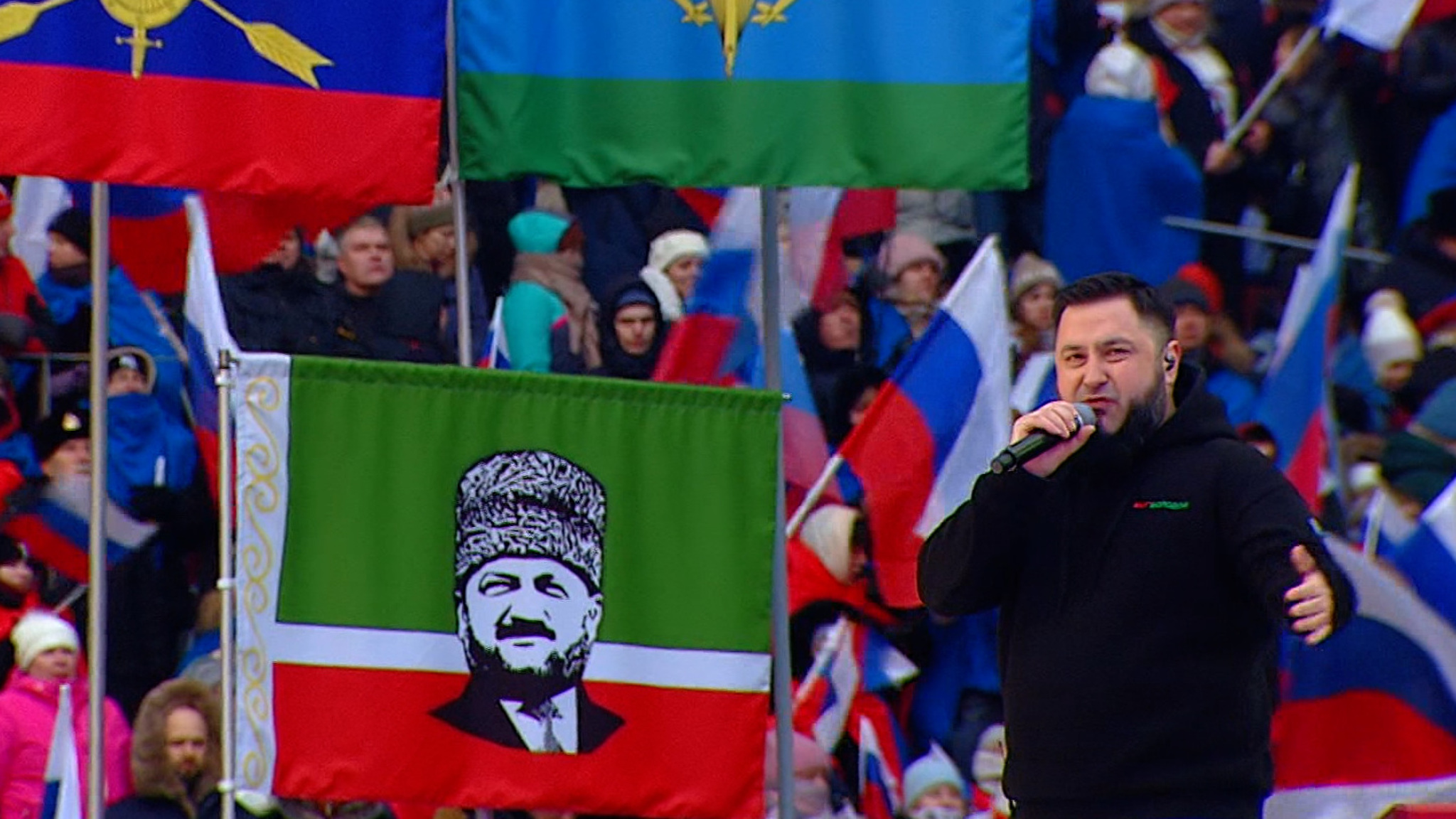 Аким Апачев и Дарья Фрей, "Плыве кача"