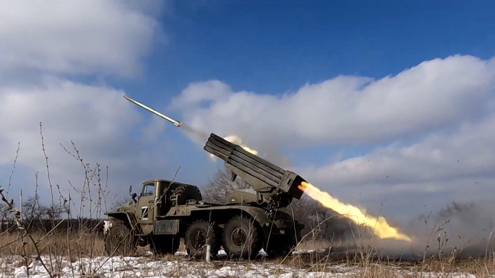 Боеприпасов не жалеют – громко на всем Донецком направлении