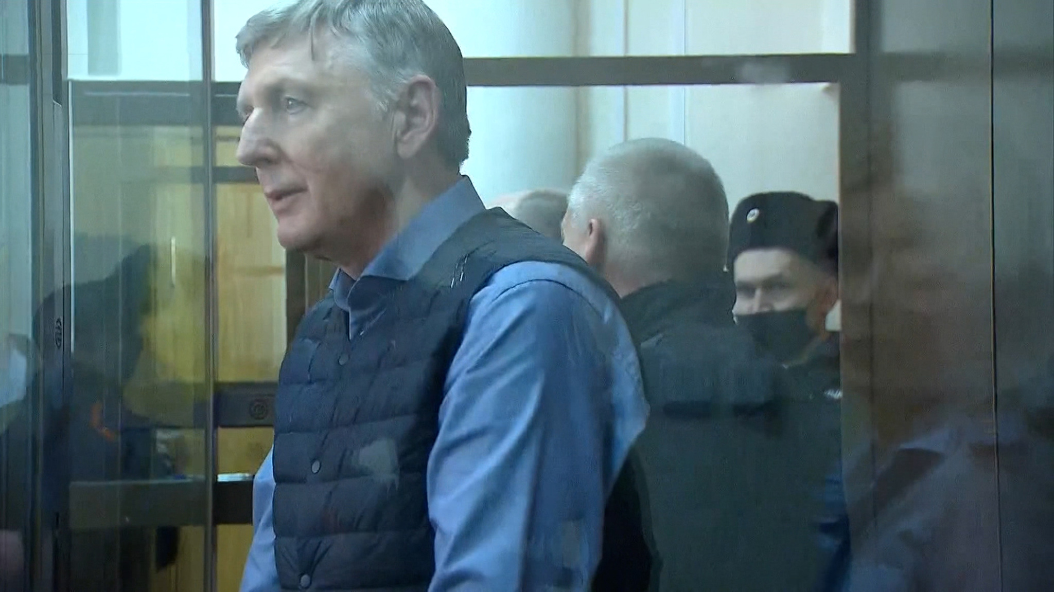 Бывший генерал таможни отправился в колонию