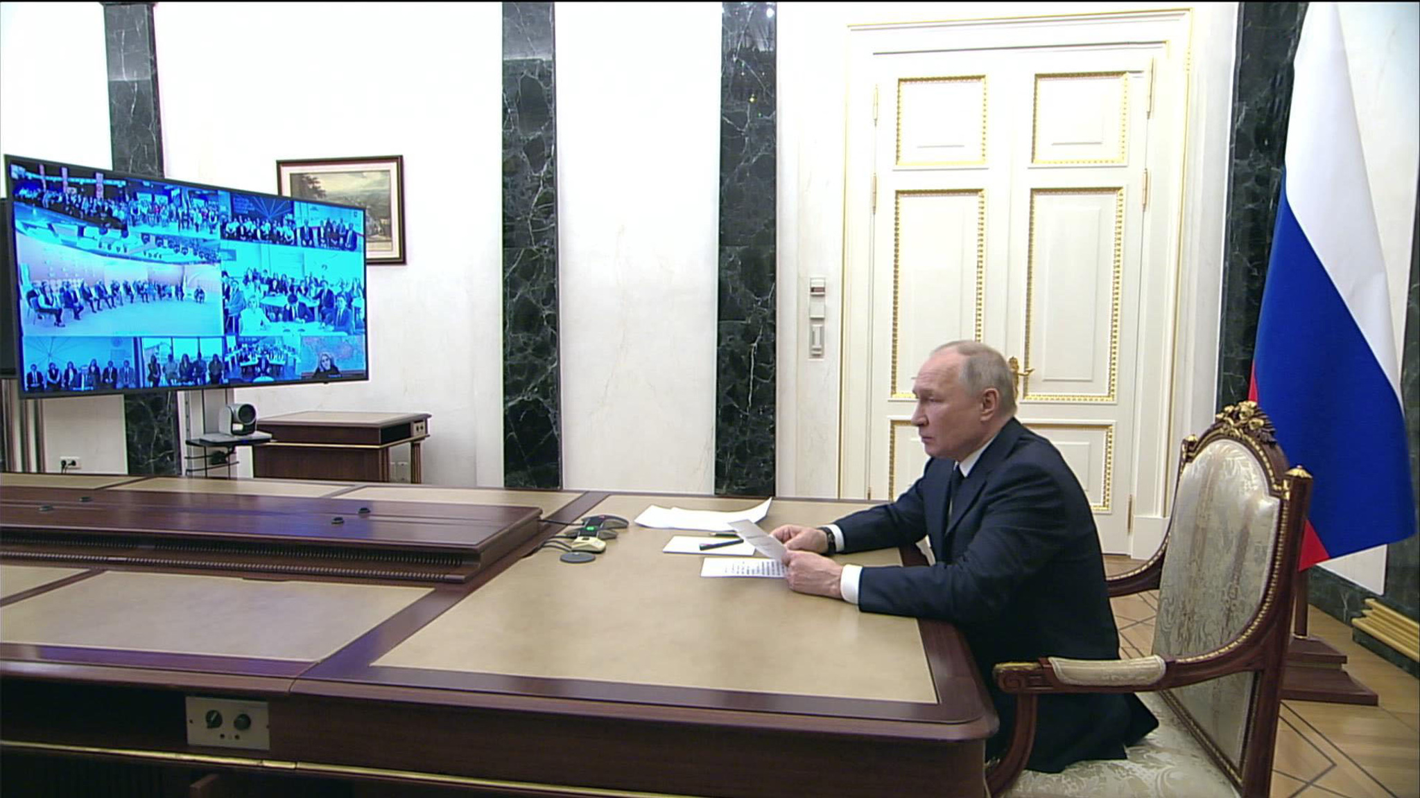 Владимир Путин дал старт Году педагога и наставника