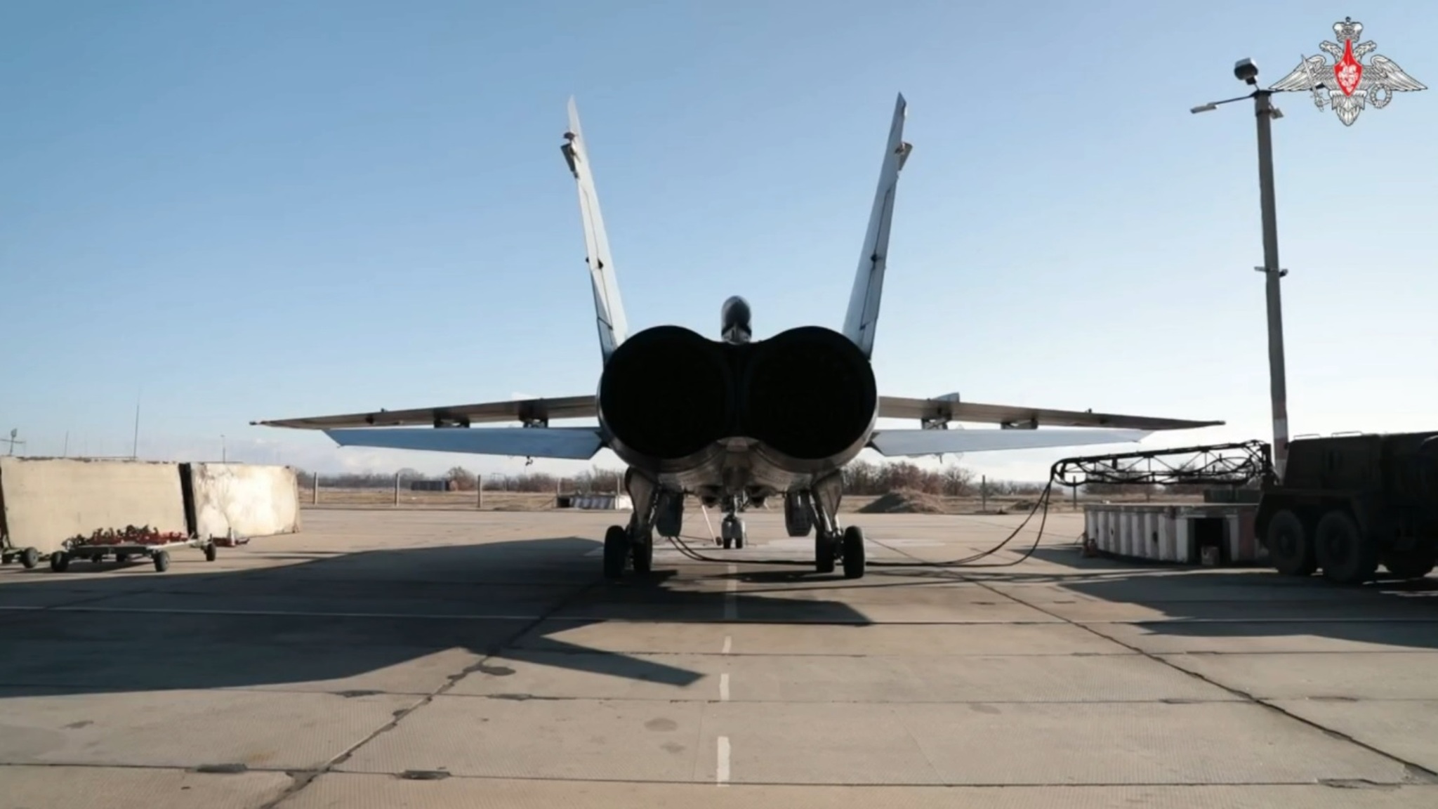 Появились кадры воздушного дежурства МиГ-31 в зоне СВО