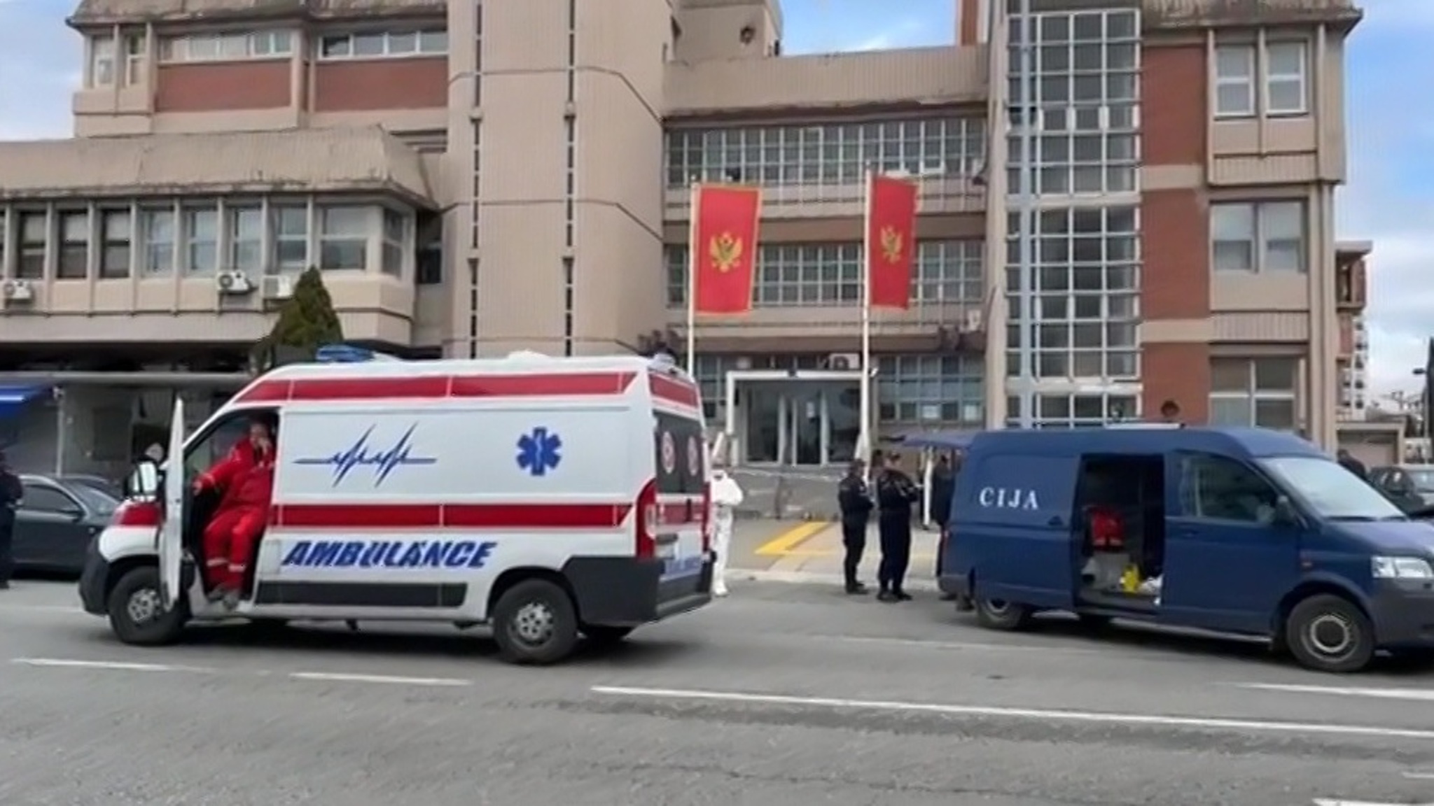 У здания суда в черногорской столице взорвалась граната