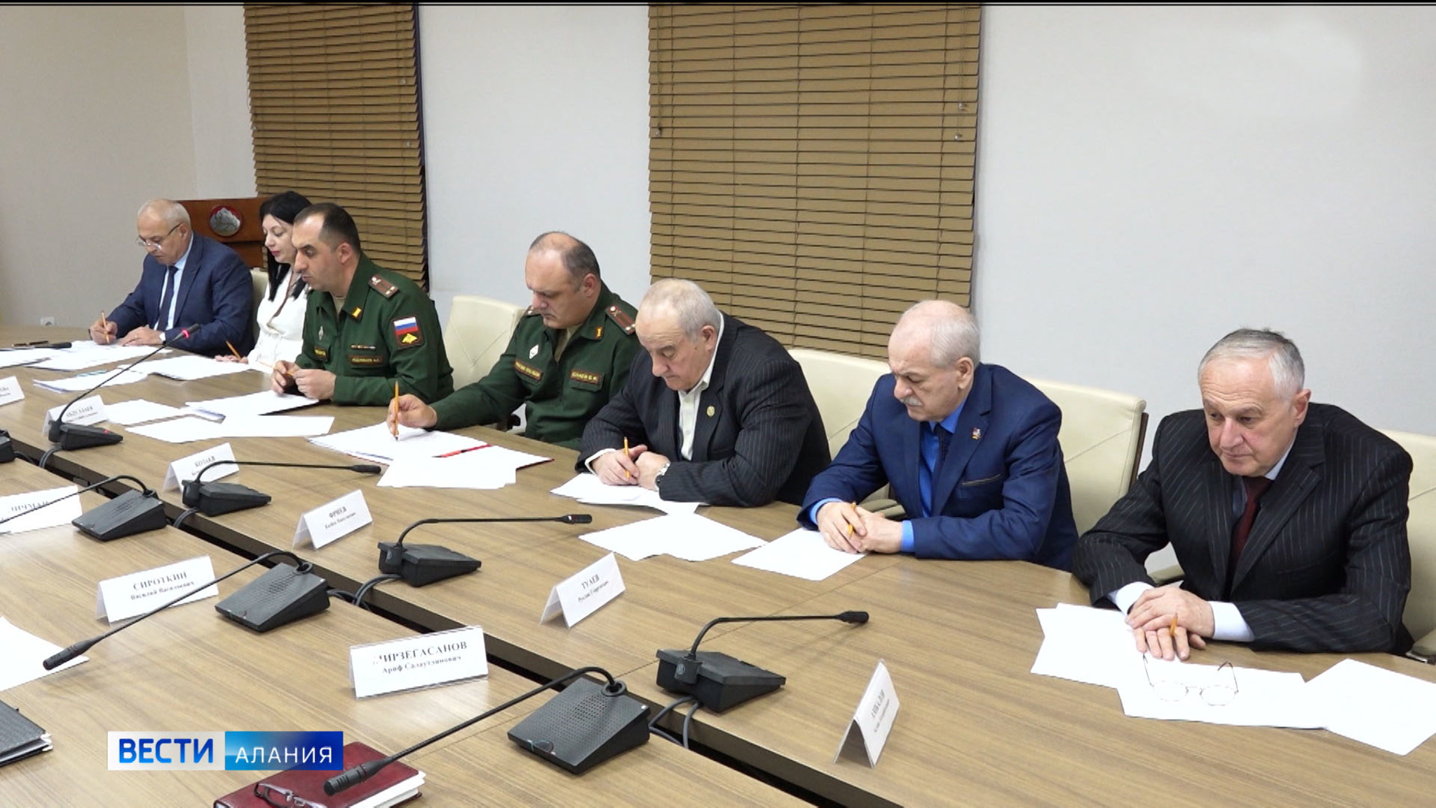 В правительстве Северной Осетии обсудили вопросы весенней призывной кампании