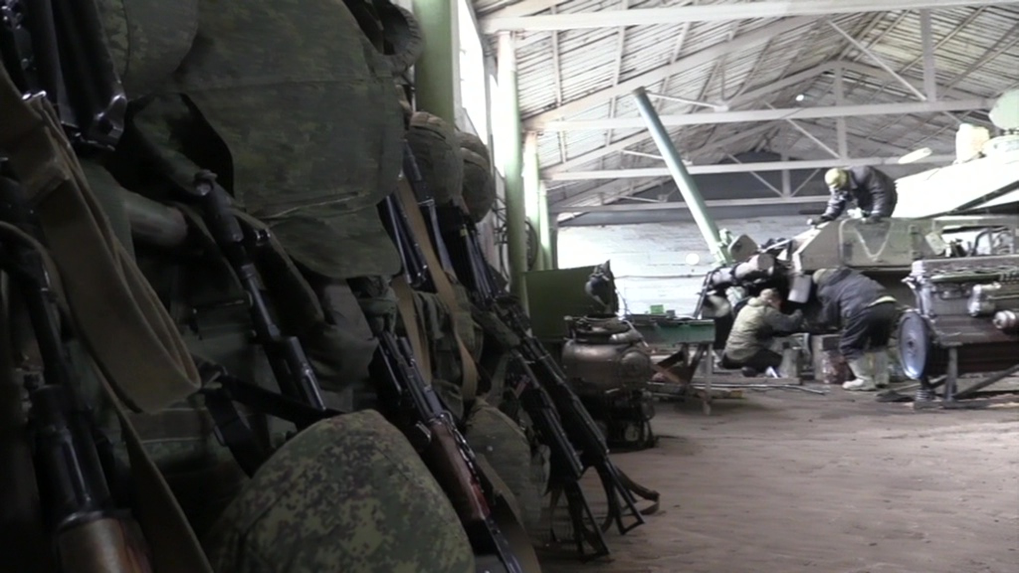 Рембат Восточного военного округа оперативно обслуживает технику из зоны СВО