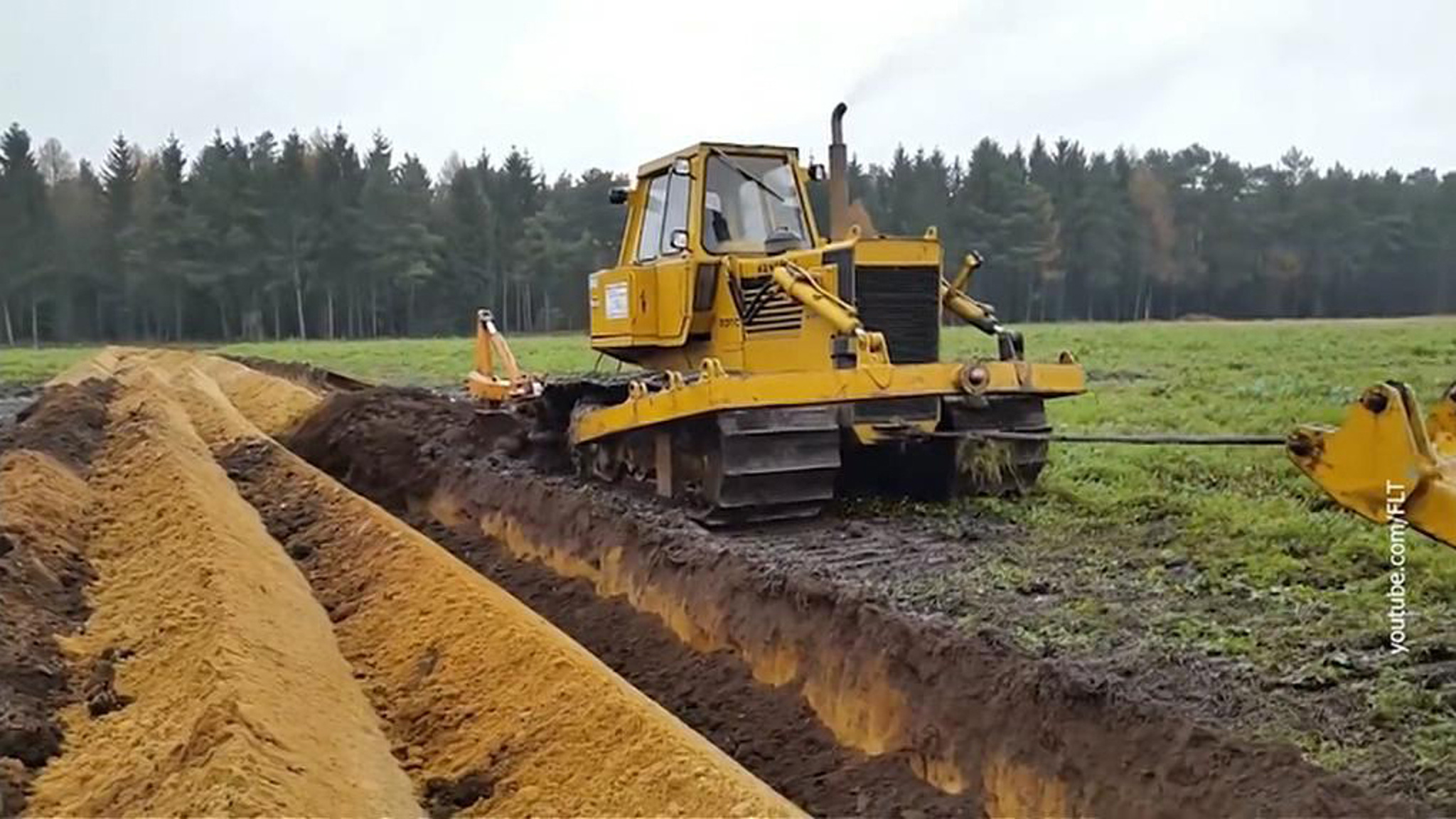 Чернозем с Украины вывозят фурами