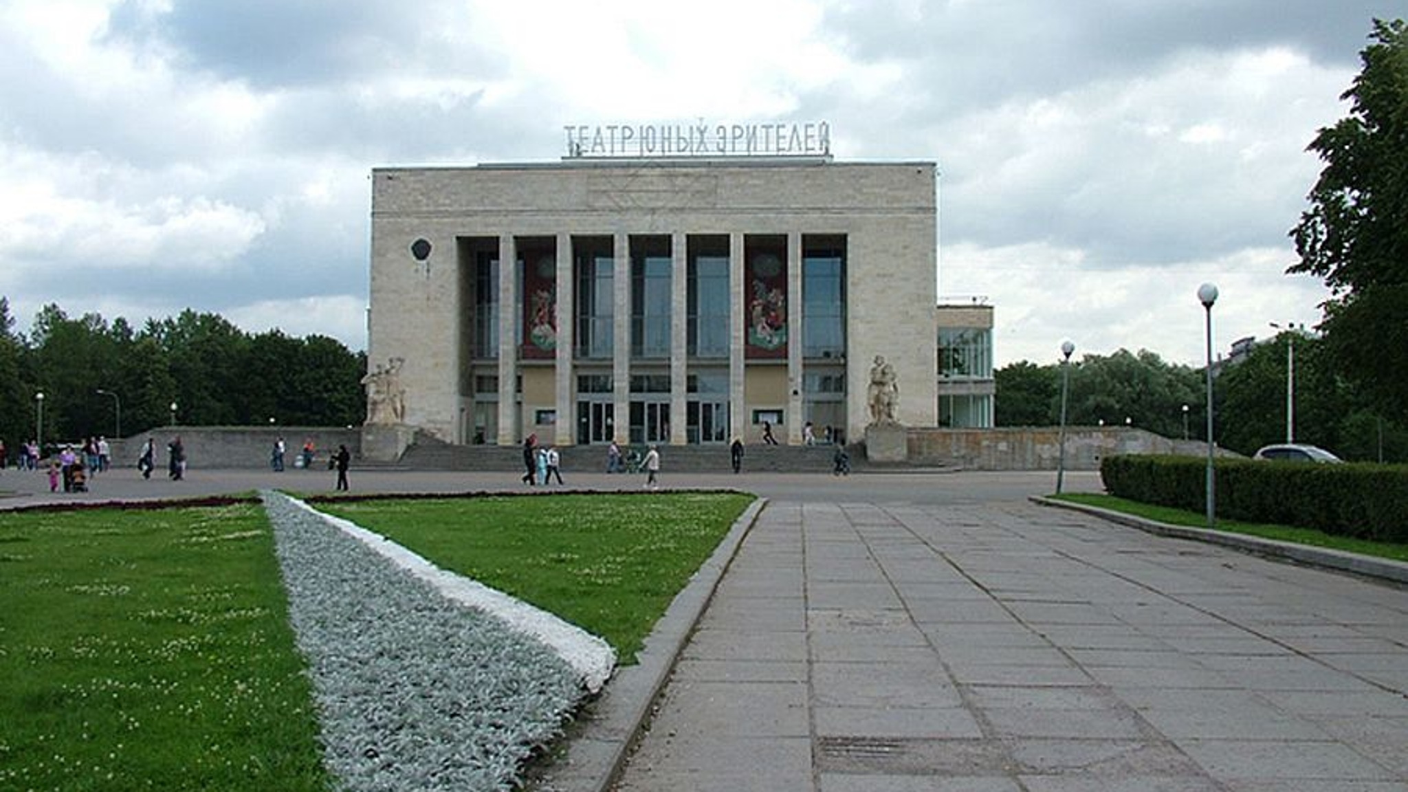 В Петербургском ТЮЗе имени Александра Брянцева назначили главного режиссера