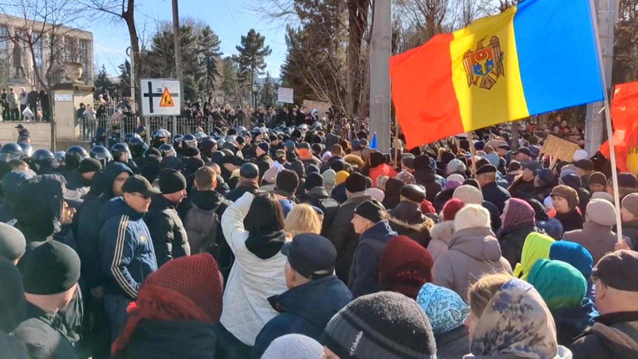 Протесты в Молдавии перерастают в общенациональные
