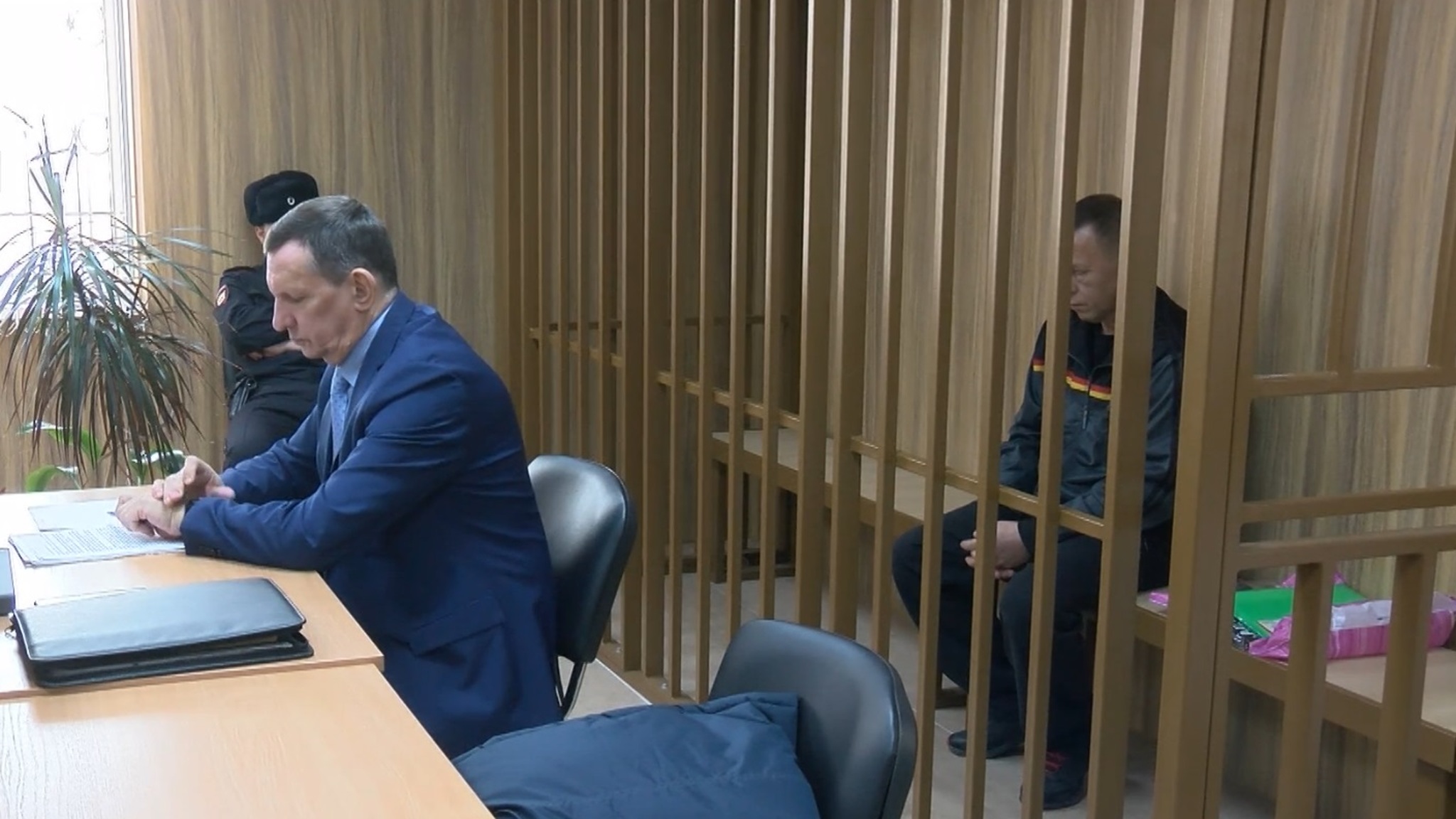 Более пяти лет лишения свободы и штраф назначен виновнику ДТП у шиномонтажа