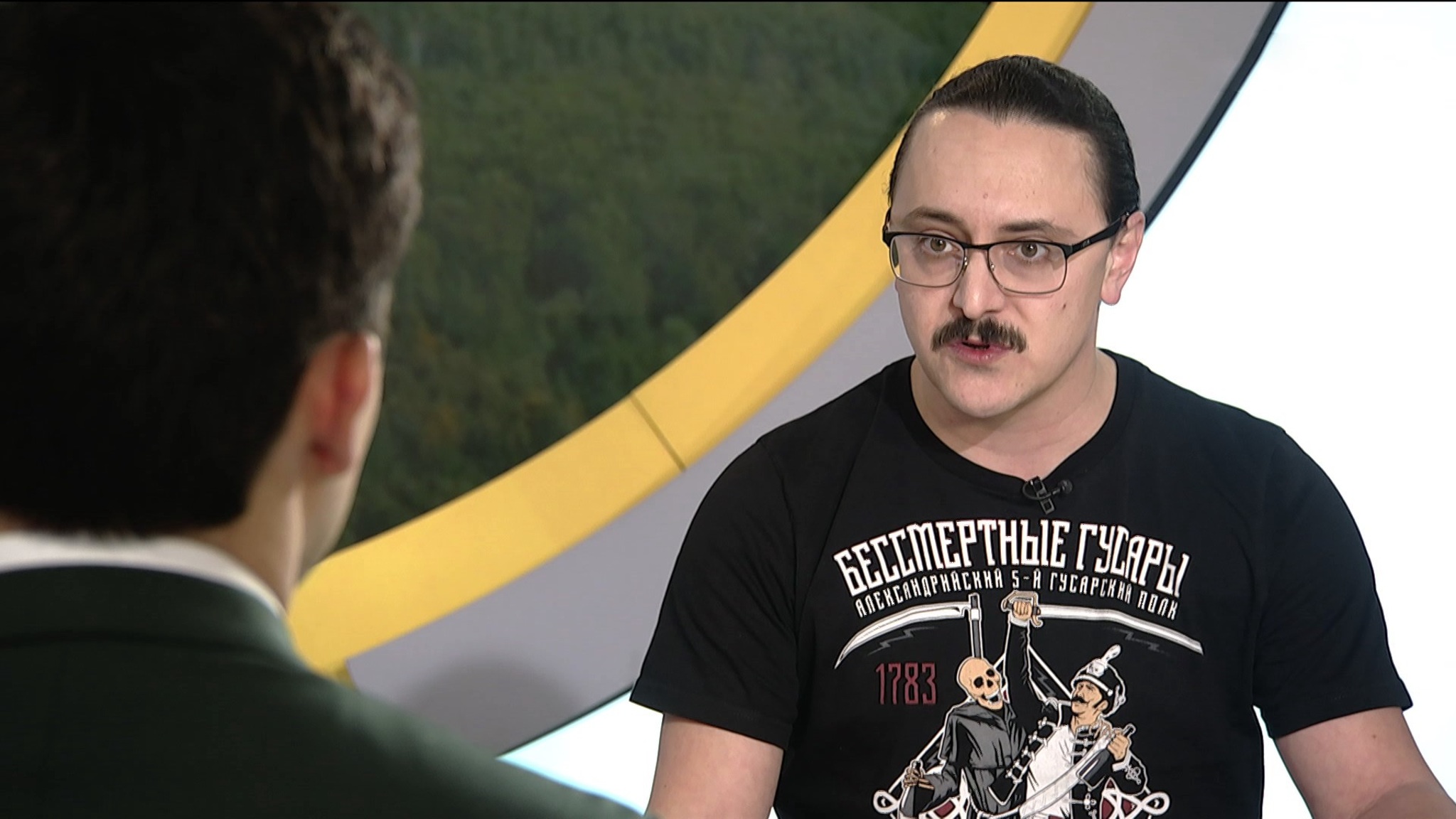 Сценарист Алексей Гравицкий – о ленте "На солнце, вдоль рядов кукурузы"