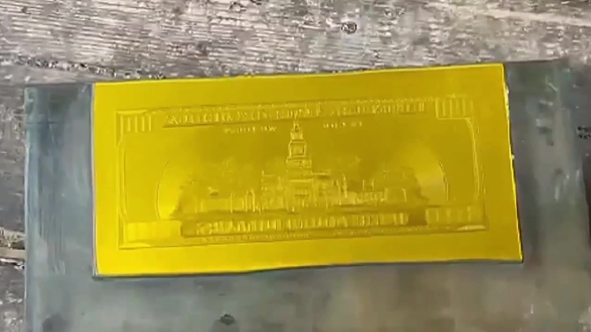 Типографию дагестанского фальшивомонетчика сняли на видео