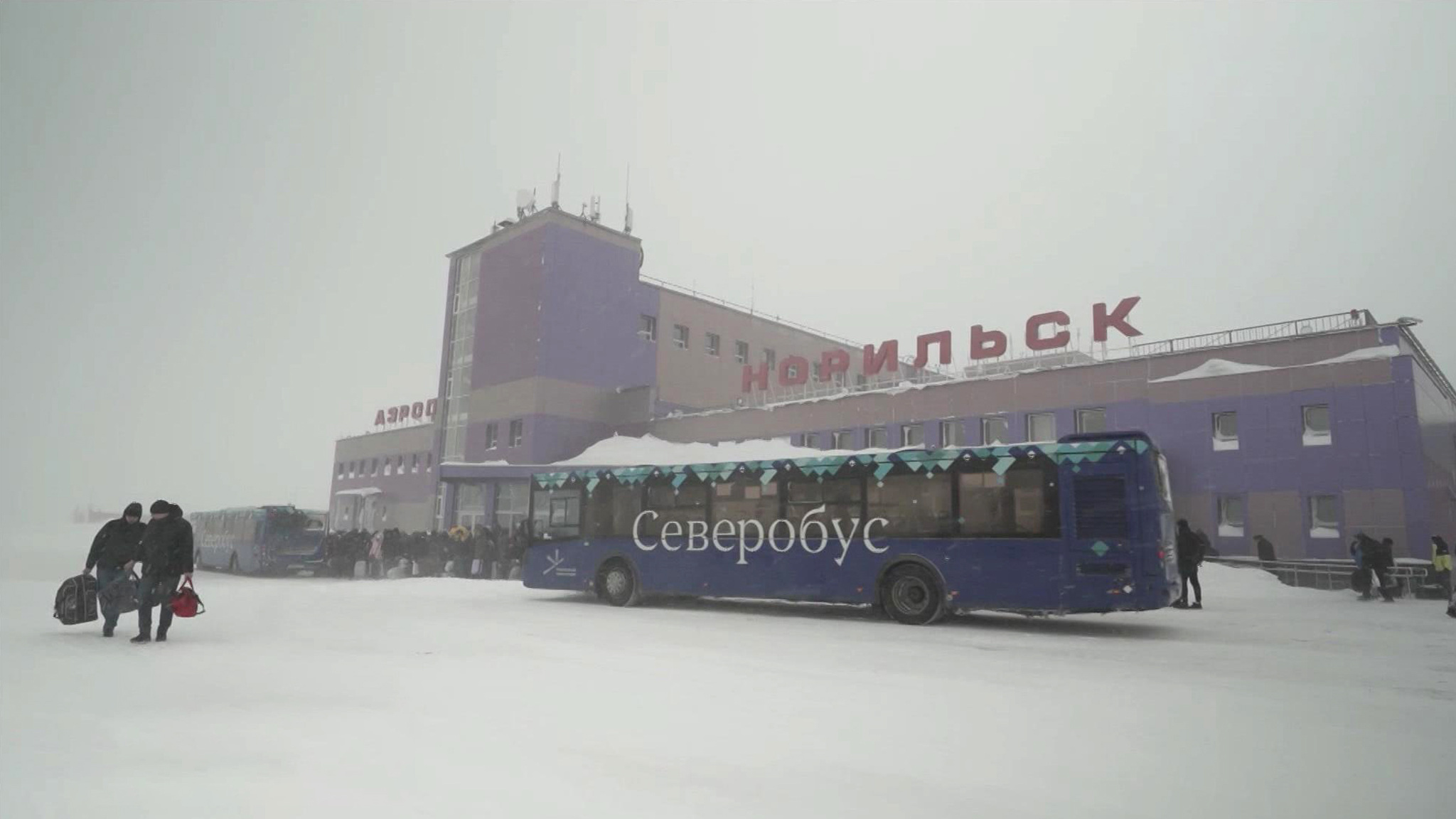 В Норильске за три дня выпала половина месячной нормы снега