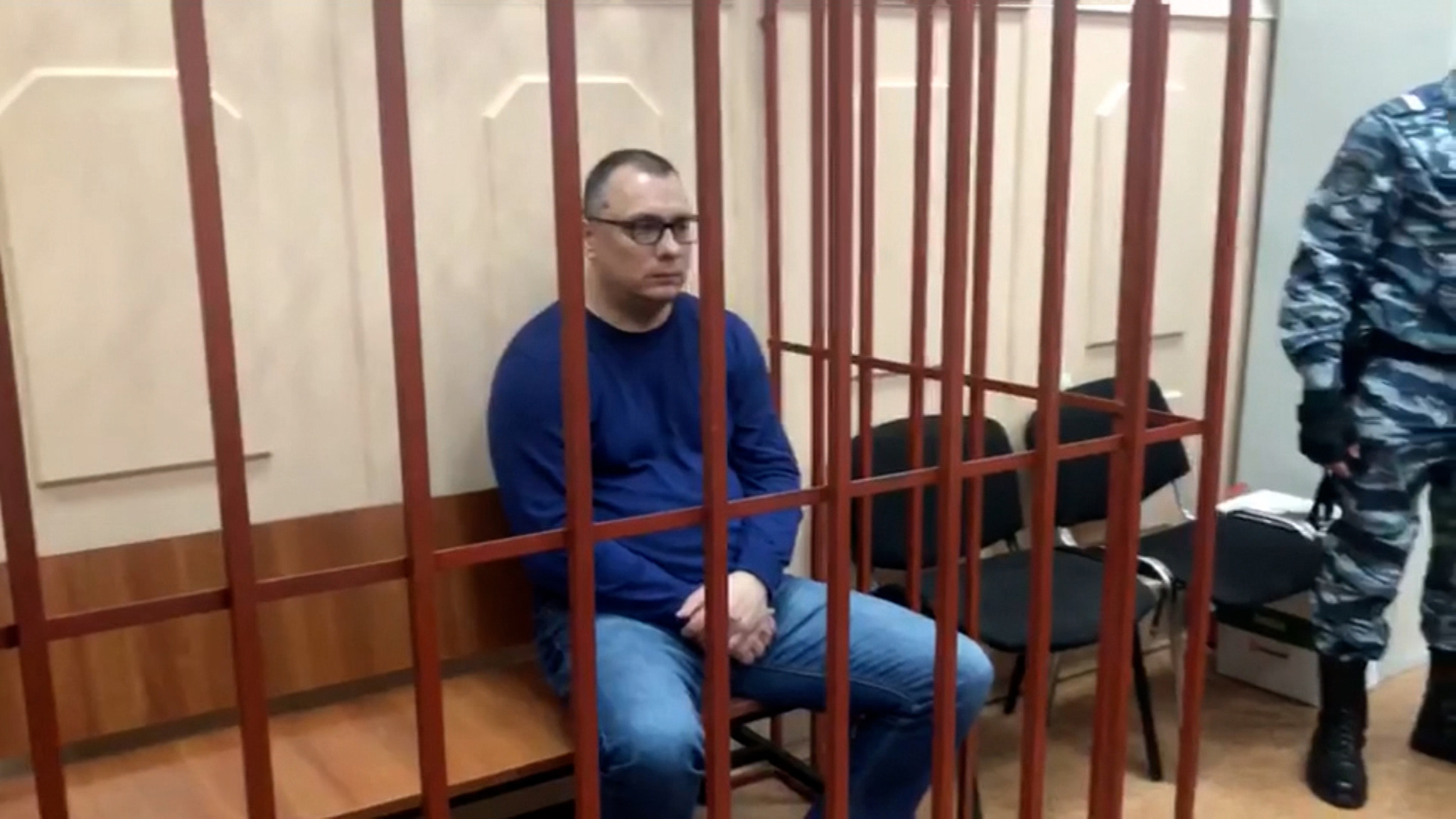 Суд отправил в СИЗО высокопоставленных таможенников за взятки