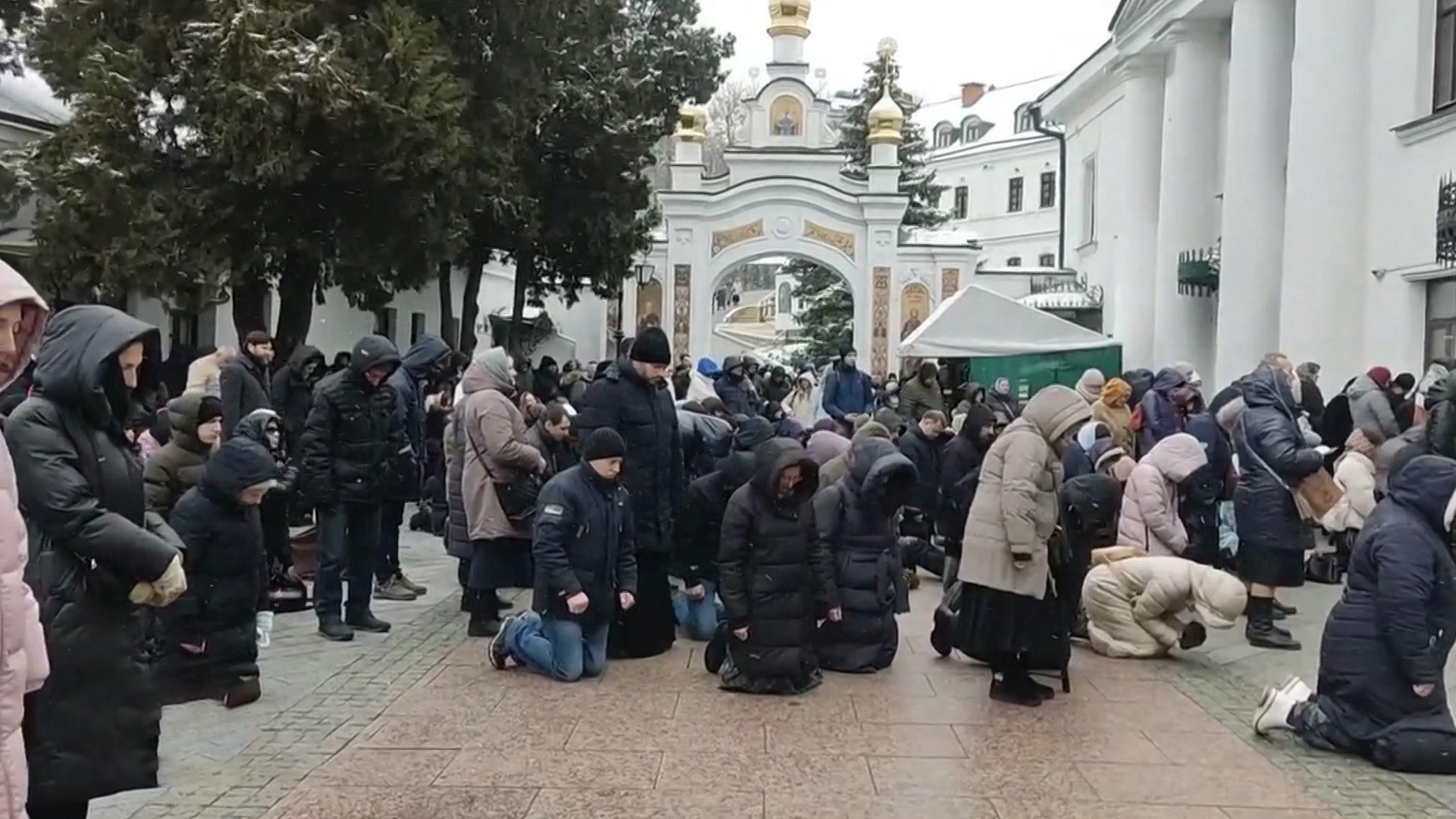 Киево-Печерская лавра: конфликт обостряется