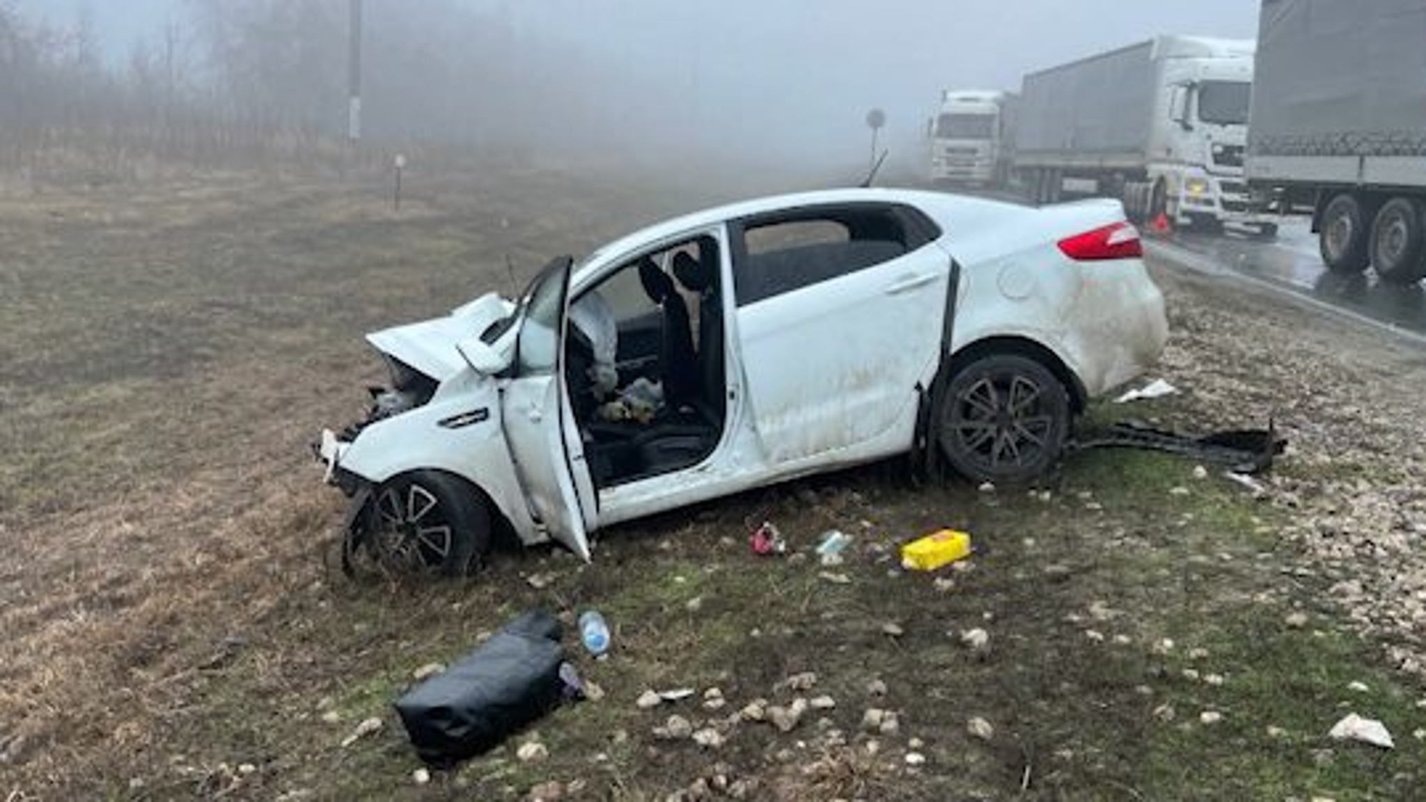 Три человека, в том числе ребенок, пострадали в аварии в Гагаринском районе