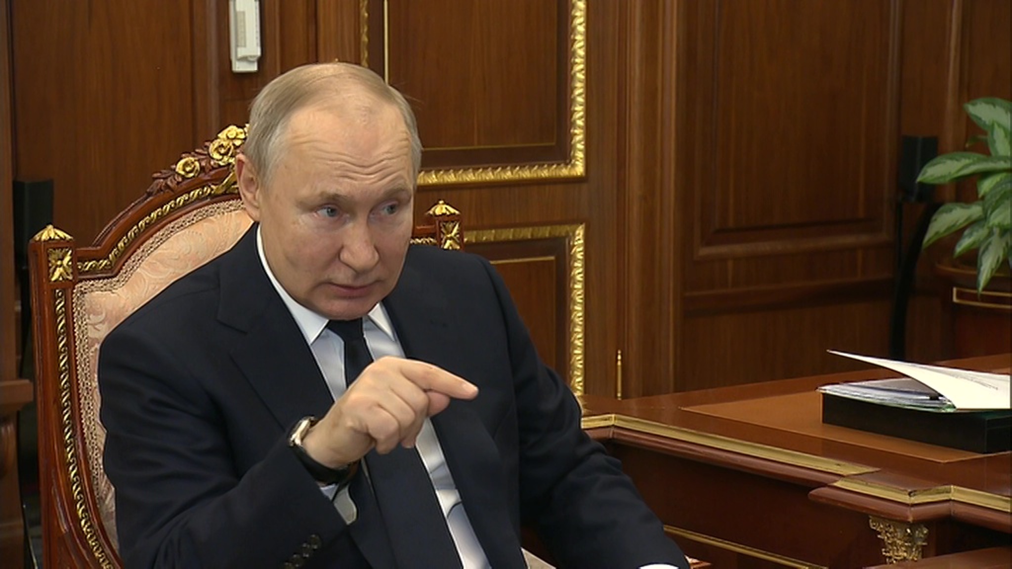 Путин: мы имеем дело с жестоким режимом, который своих не жалеет